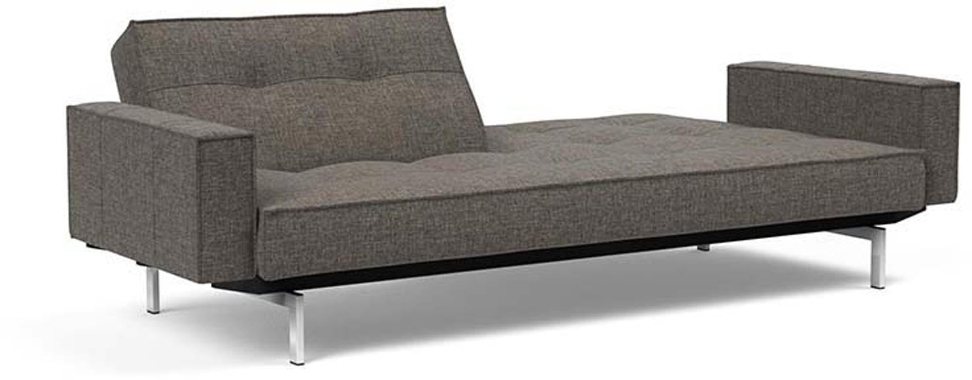 Entdecken Sie das elegante Splitback Sofabett 115 Chrom mit Armlehnen von Innovation Living – ideal für stilvolle Räume und entspannte Nächte.