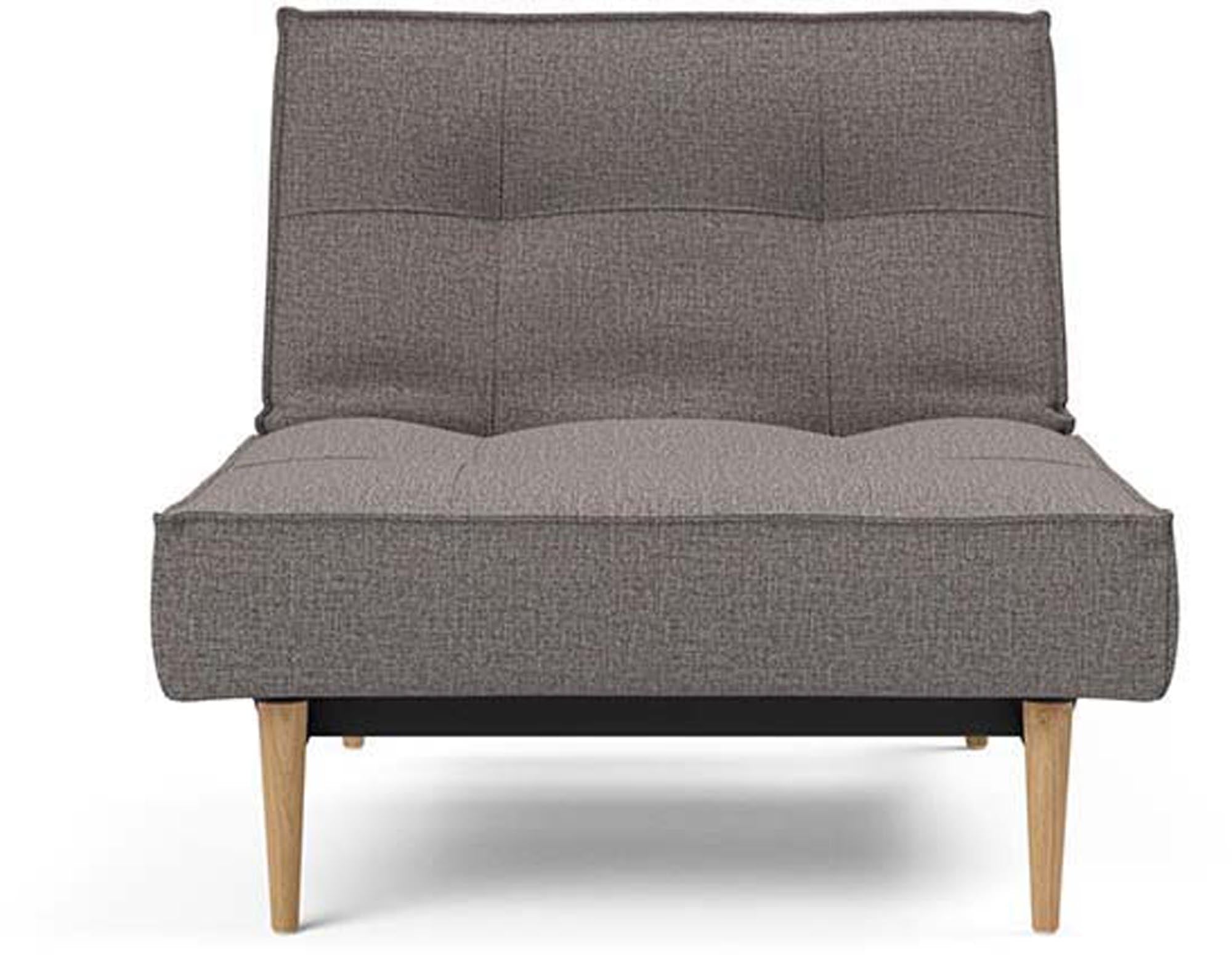 Splitback Styletto Sessel von Innovation Living: Stilvolles, modernes Design mit Eichenholzbeinen, ergonomisch und vielseitig für Ihr Zuhause.