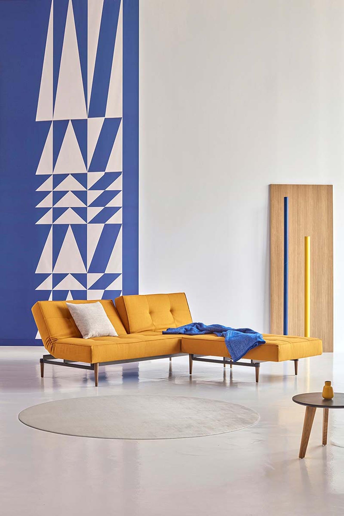 Eleganter Splitback Styletto Sessel: Modernes Design trifft Funktionalität.
