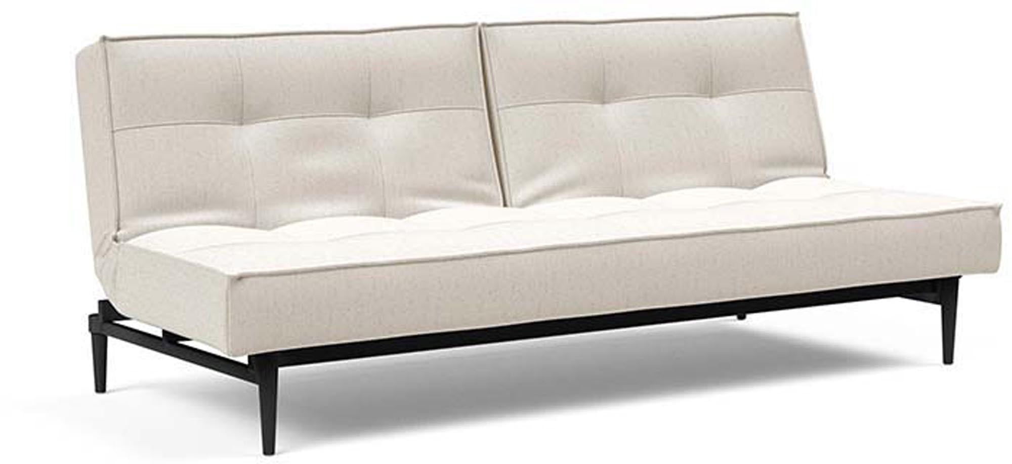 Das Splitback Sofabett 115 Styletto von Innovation Living bietet stilvolle Flexibilität und Komfort – perfekt für kleine Räume und Gästeübernachtungen.