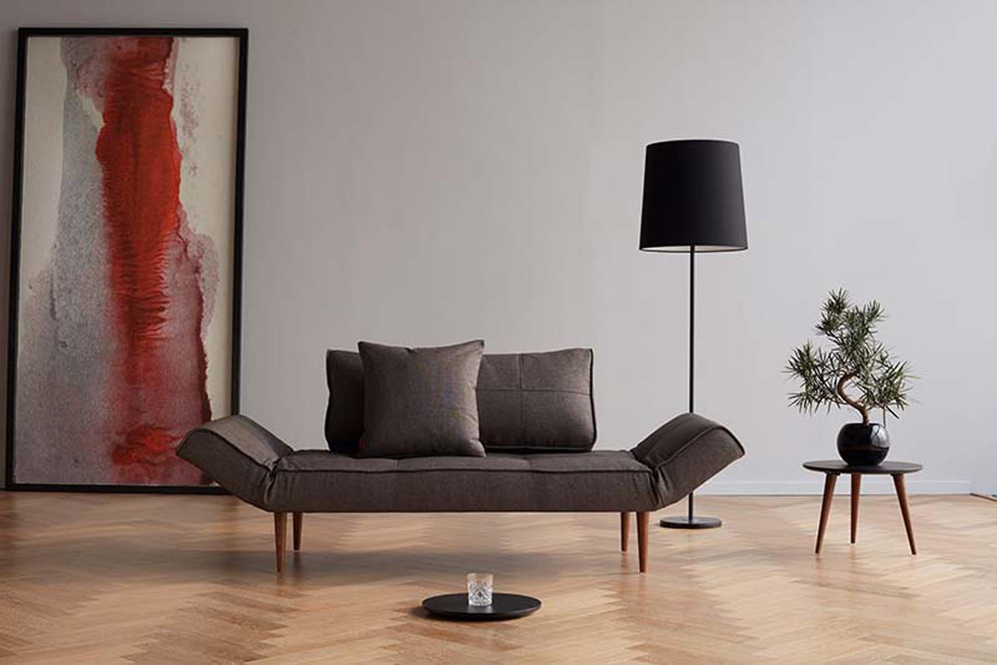 Zeal Klappsofa 200 Styletto: Komfort trifft auf skandinavische Eleganz.