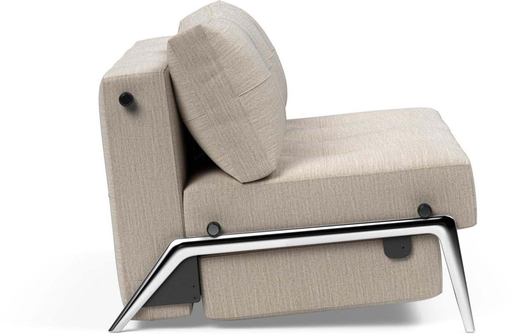 Cubed Klappsofa 140: Eleganz trifft auf platzsparende Funktionalität.