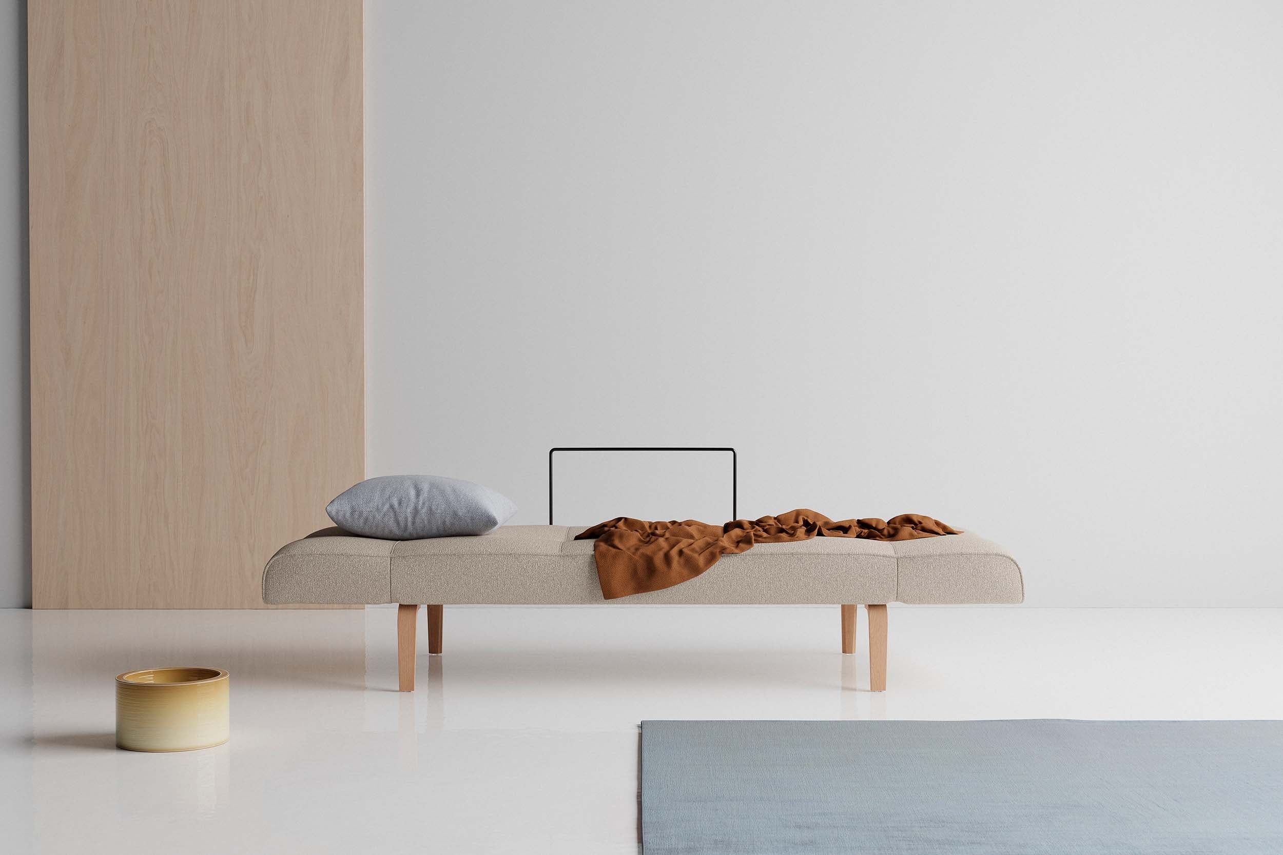 Das Zeal Klappsofa 200 Bow von Innovation Living kombiniert stilvolles Design mit praktischer Funktionalität für modernes Wohnen.