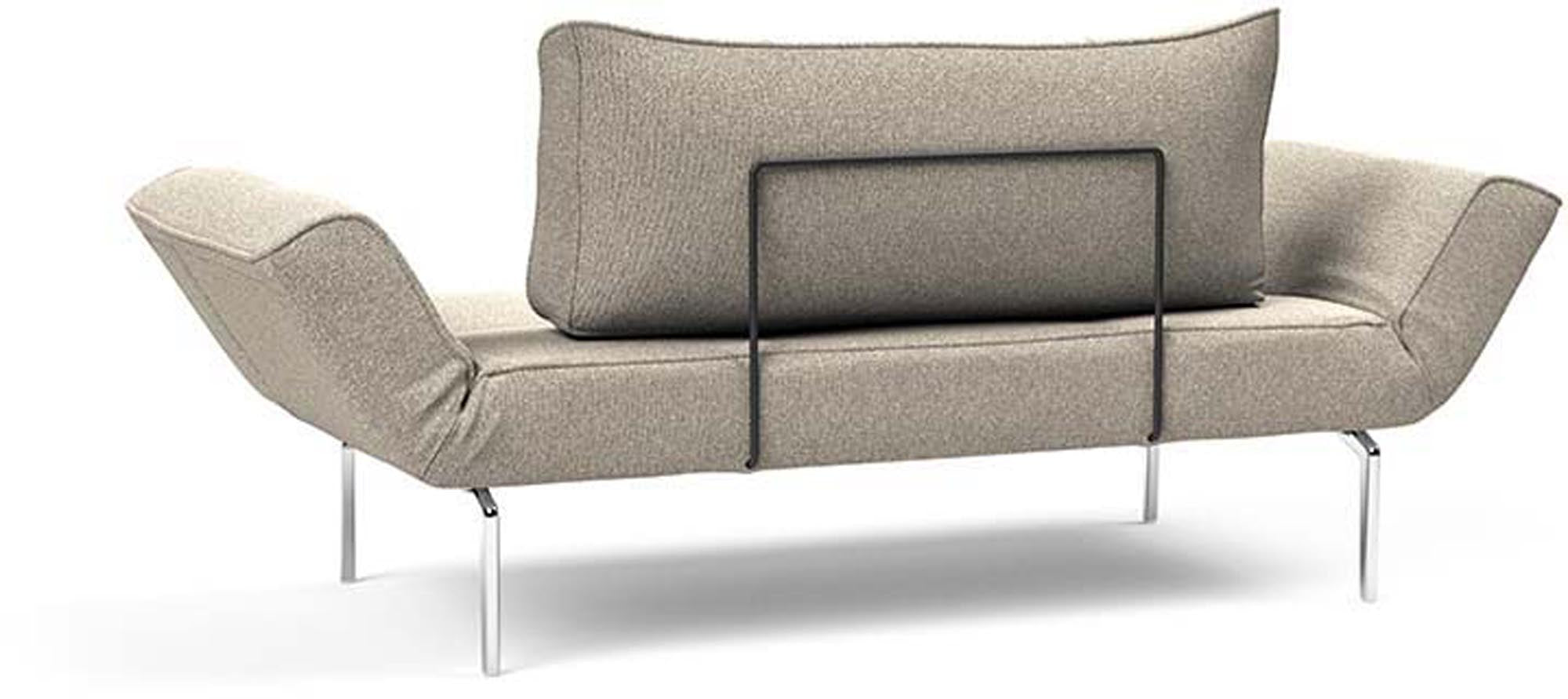 Entdecken Sie das Zeal Klappsofa 70 Straw von Innovation Living – ein elegantes, platzsparendes Möbelstück, das Komfort und Design vereint.