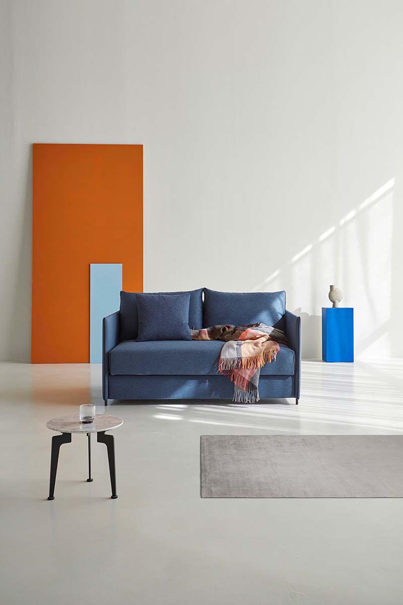 Das Luoma Bettsofa von Innovation Living bietet stilvollen Komfort und flexible Nutzung – ideal für jedes moderne Zuhause.