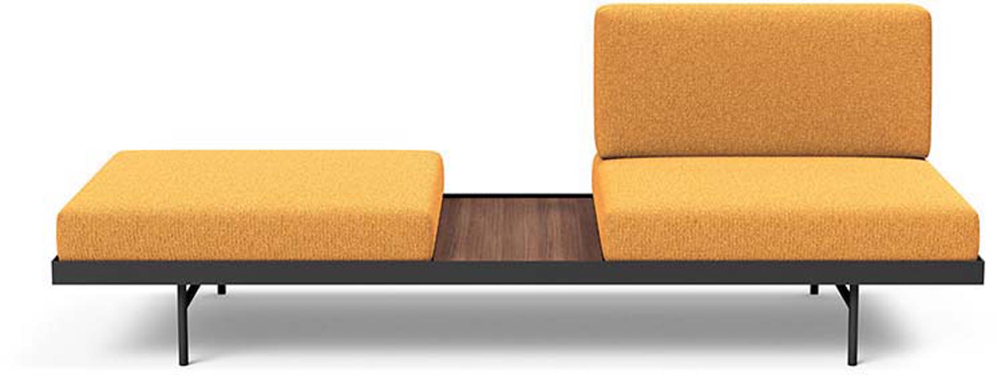Puri Klappsofa: Eleganz und Komfort mit praktischem Tisch.