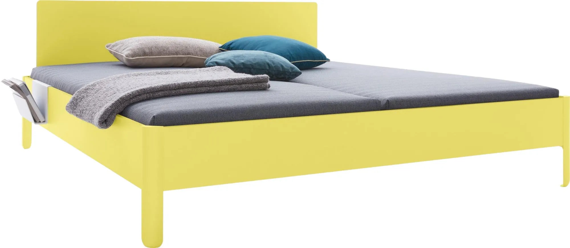 Elegantes Nait Doppelbett 160 mit Kopfteil für stilvolle Räume.