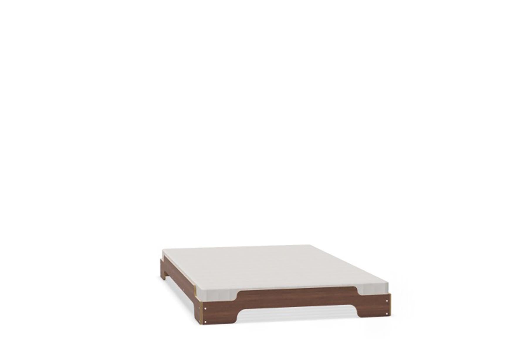 Stapelliege Klassik in Nussbaum lackiert präsentiert im Onlineshop von KAQTU Design AG. Bett ist von Müller Möbelwerkstätten