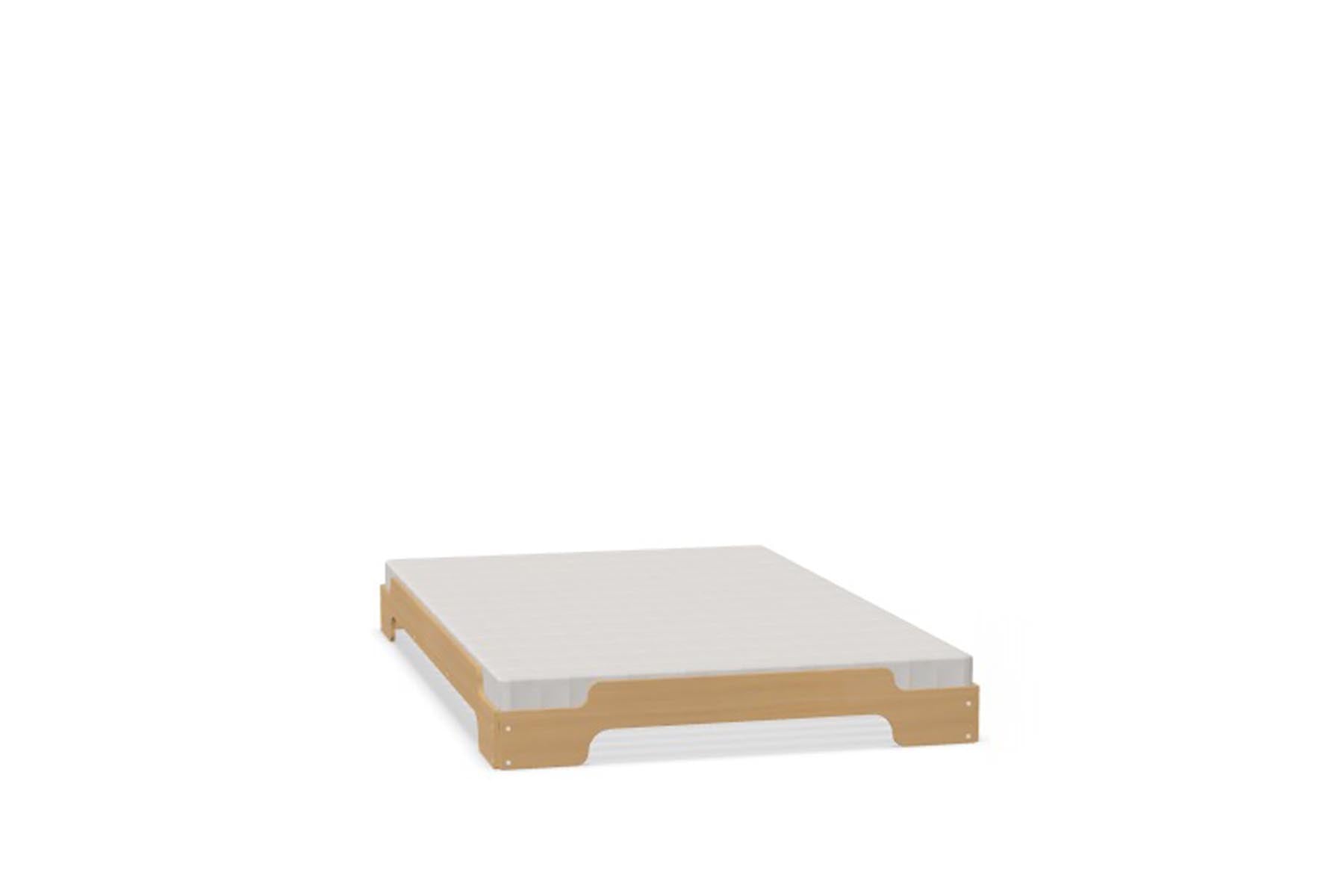 Stapelliege Klassik in Eiche massiv präsentiert im Onlineshop von KAQTU Design AG. Bett ist von Müller Möbelwerkstätten