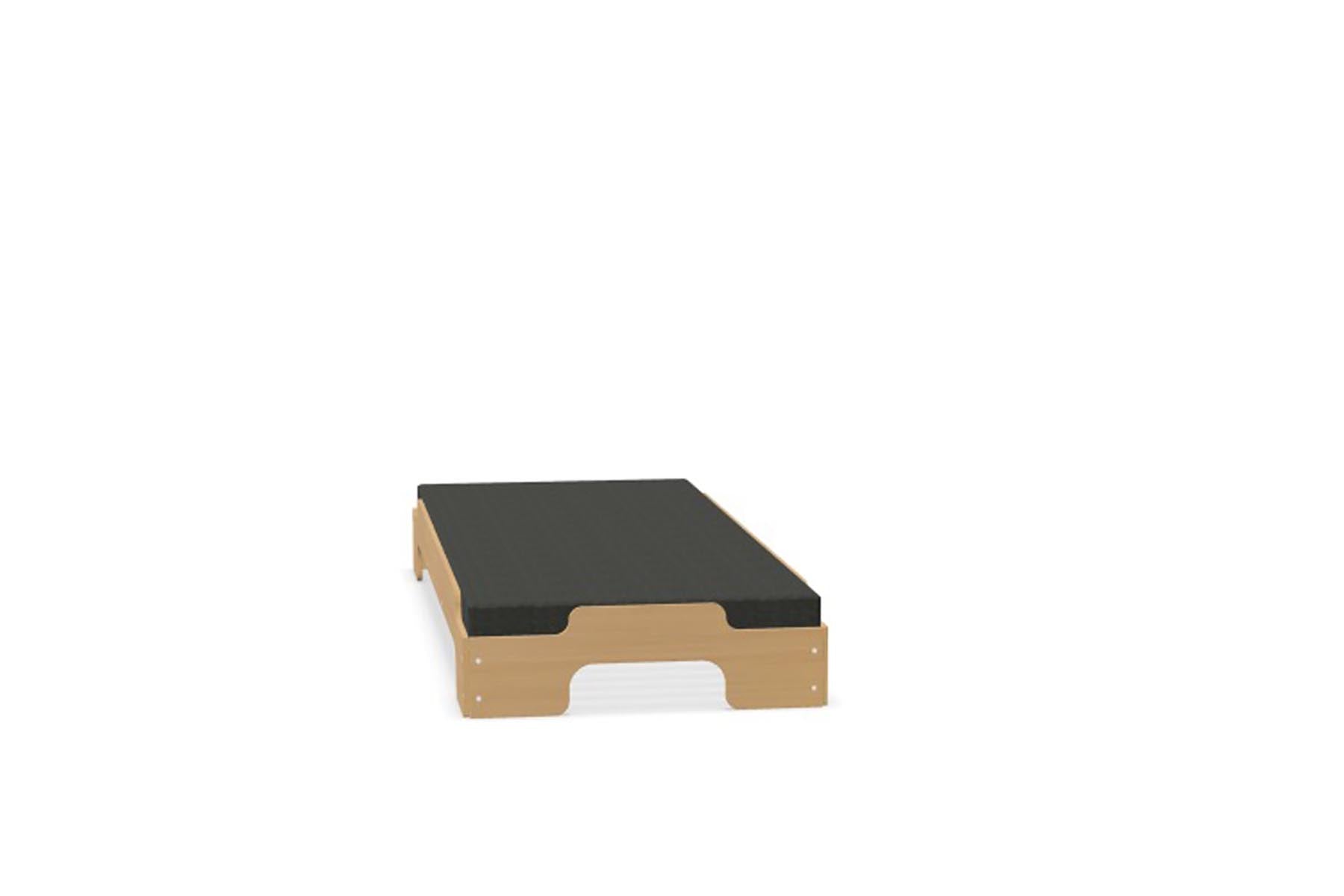 Stapelliege Komfort in Eiche massiv präsentiert im Onlineshop von KAQTU Design AG. Bett ist von Müller Möbelwerkstätten