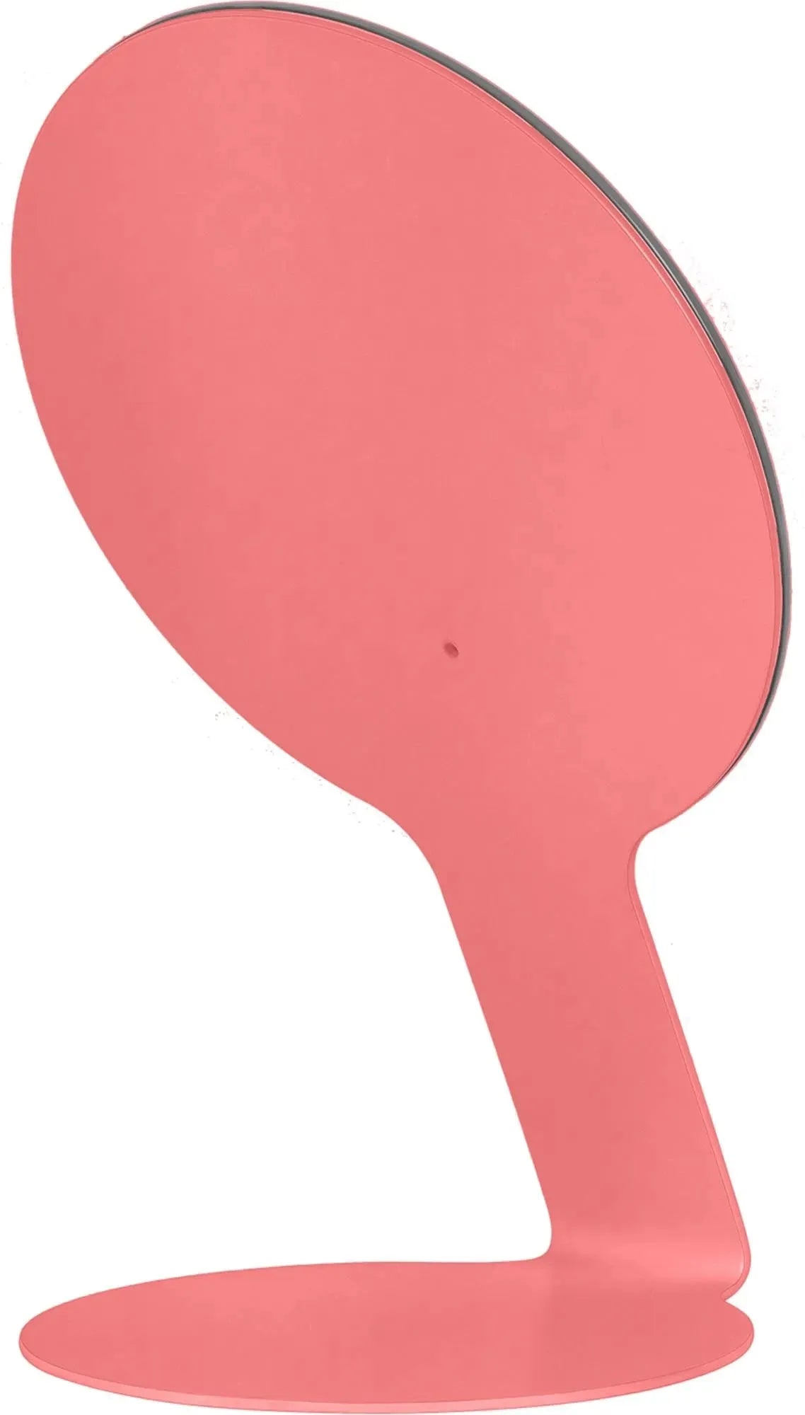Eleganter Tischspiegel von Noo.ma: Perfekt für zeitgemäße Interieurs.