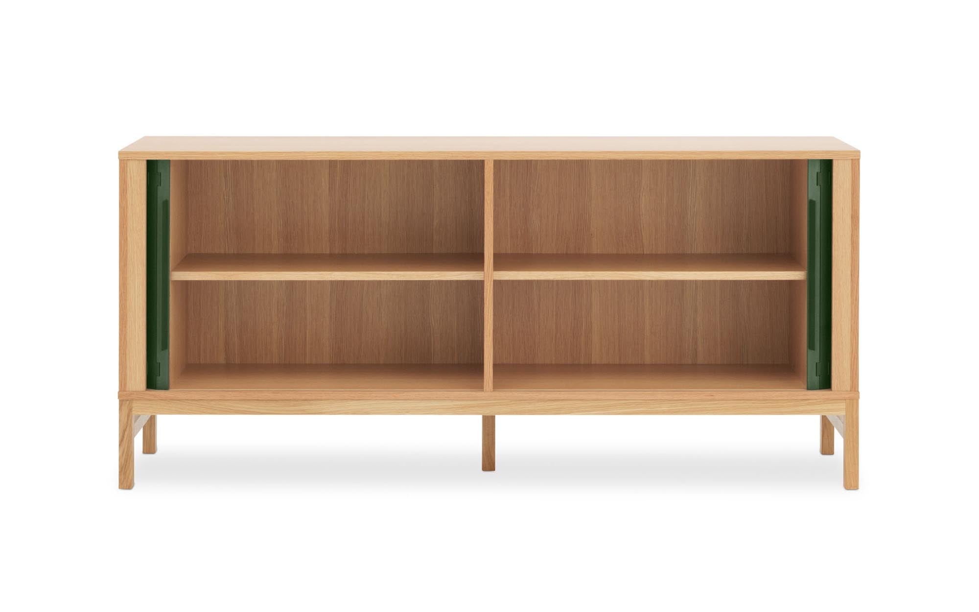 Elegantes Jalousi Sideboard: Skandinavische Ästhetik trifft Funktion.