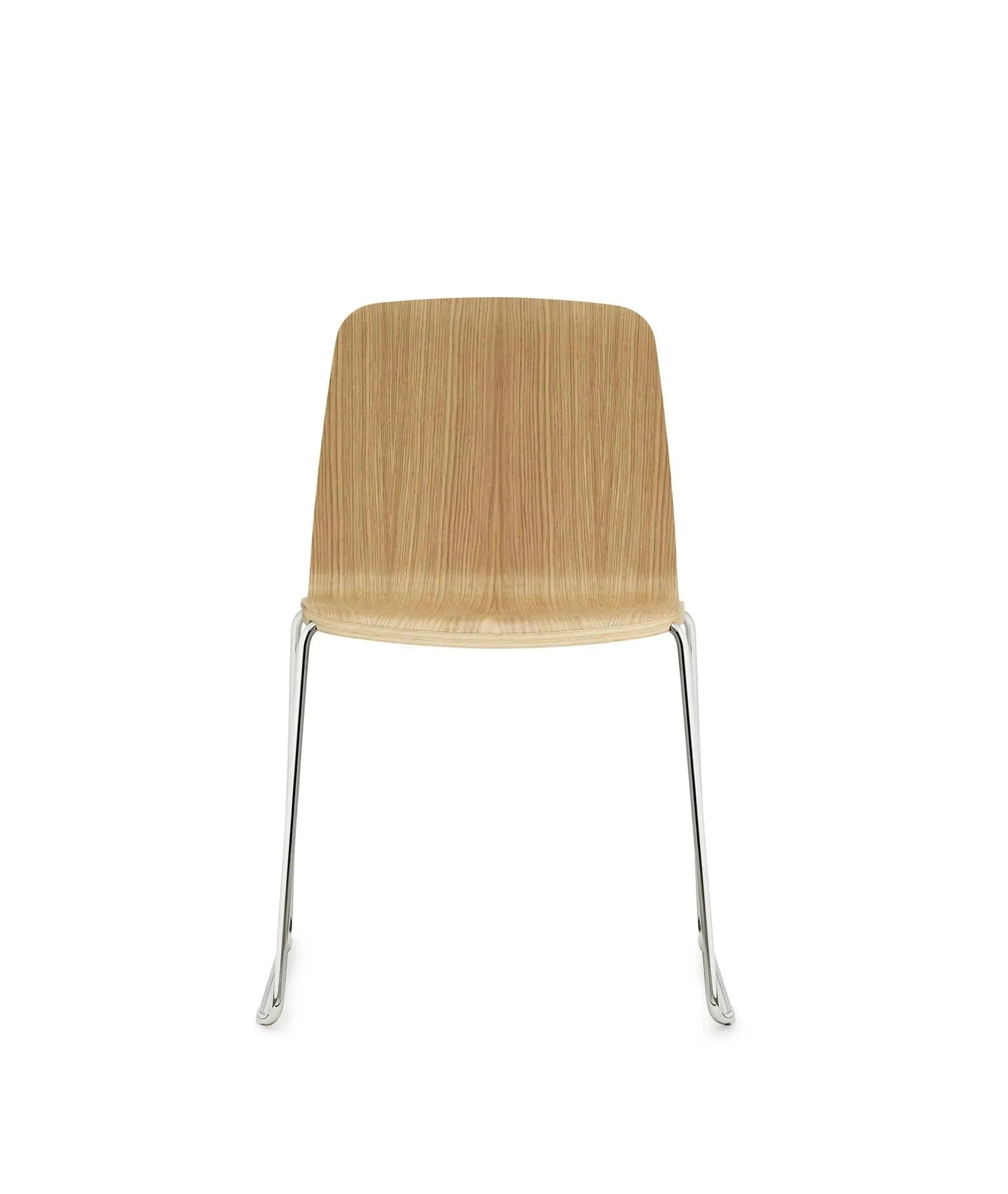 Just Stuhl: Komfort und Stil in skandinavischem Design vereint.