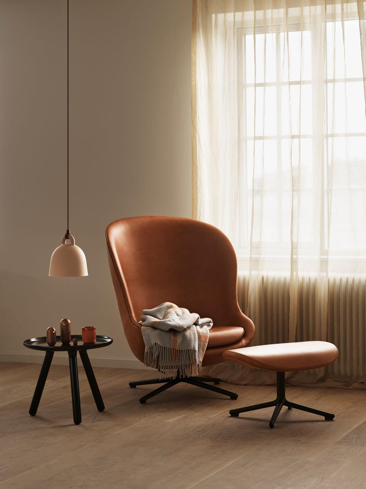 Tablo Tisch klein in  präsentiert im Onlineshop von KAQTU Design AG. Beistelltisch ist von Normann Copenhagen