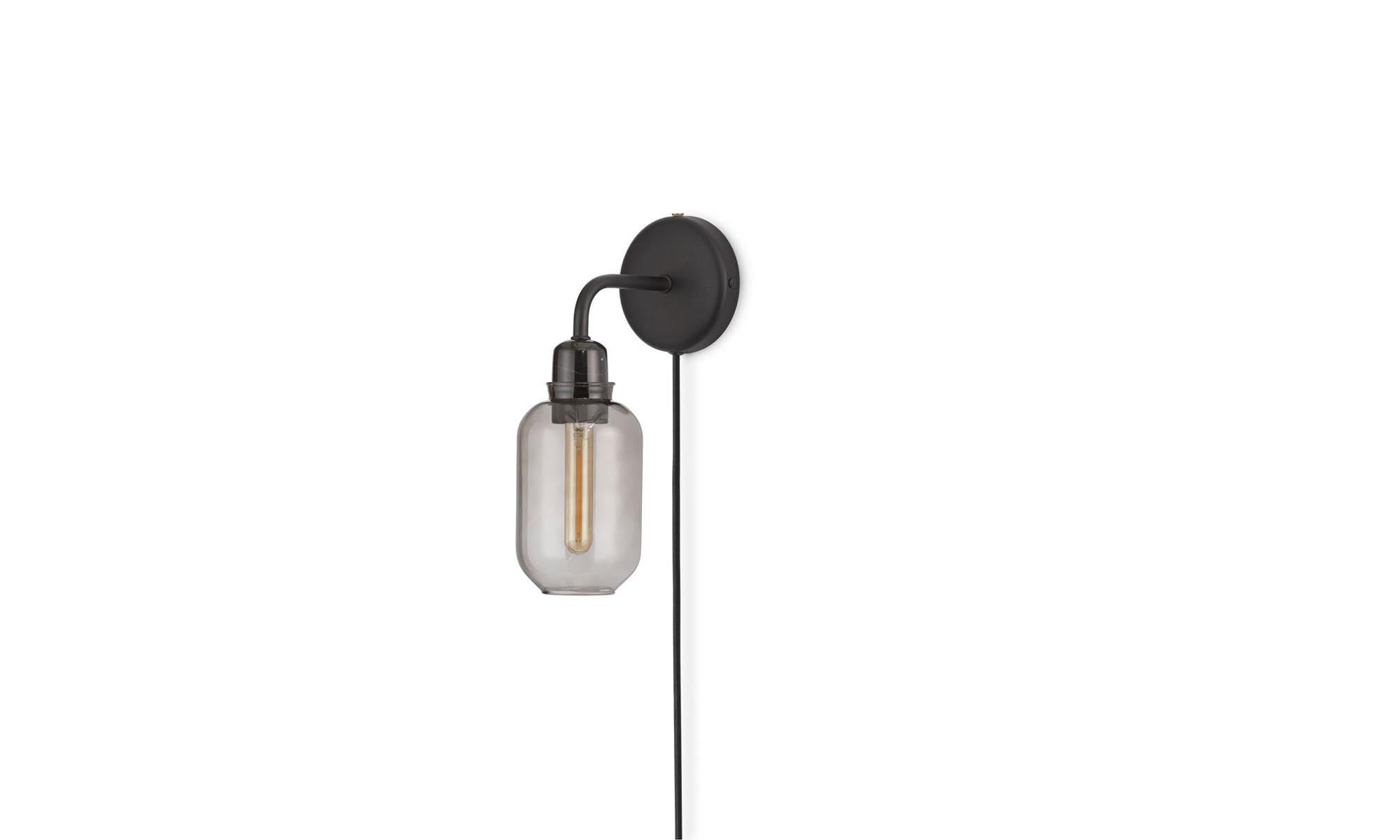 Stilvolle Amp Wandlampe: Skandinavisches Design für moderne Räume.