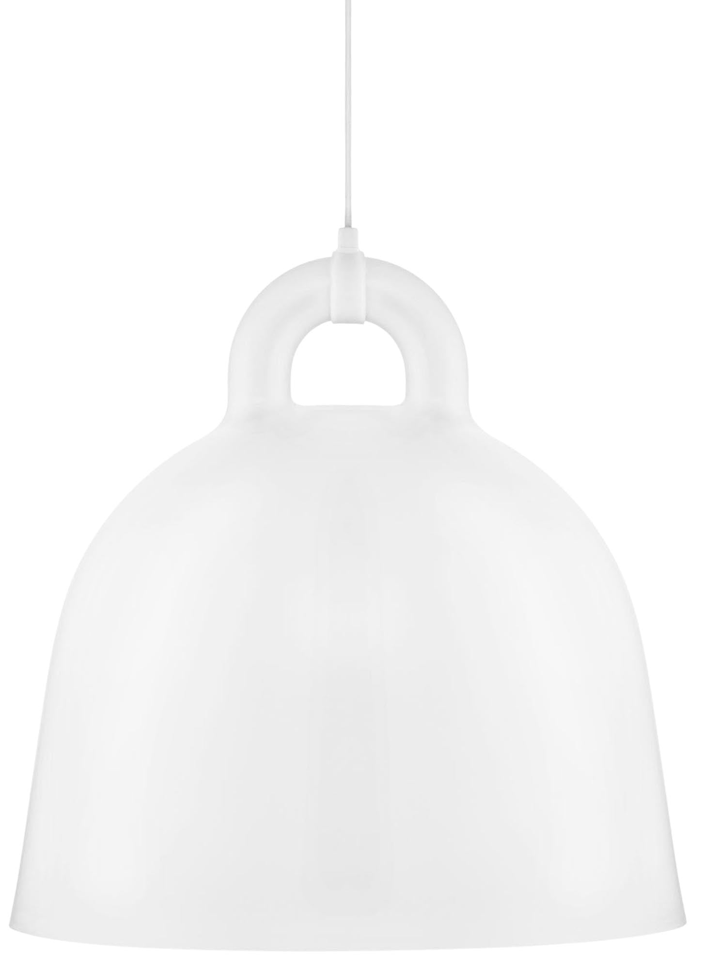Die Bell Lampe gross von Normann Copenhagen: Zeitloses Design aus Aluminium, in Weiß oder Schwarz, mit flexiblem 4m Kabel für stilvolle Akzente.