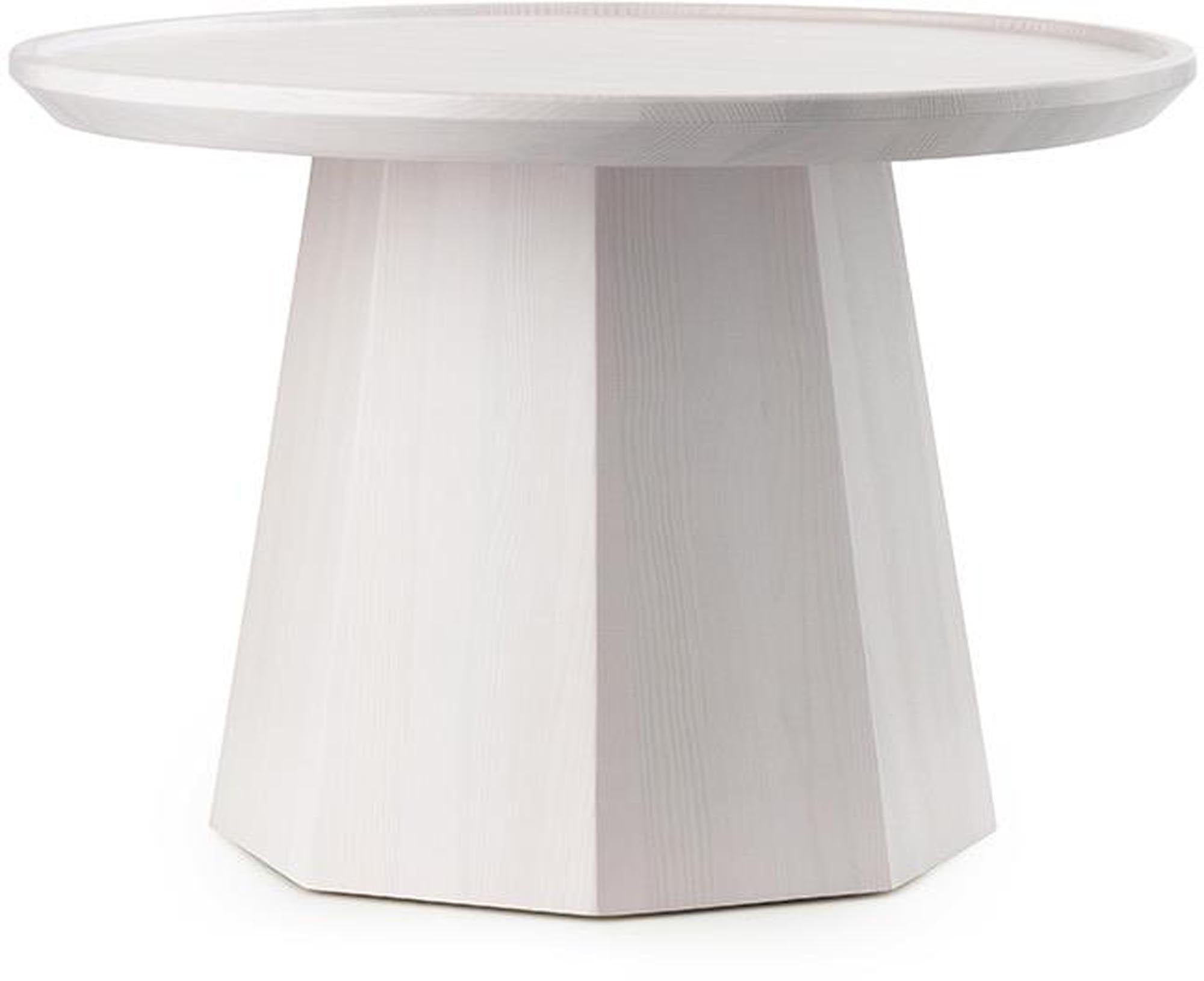 Eleganter Pine Beistelltisch aus Kieferholz von Normann Copenhagen.