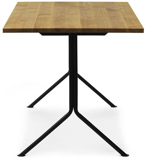 Kip Schreibtisch in Natur / Schwarz präsentiert im Onlineshop von KAQTU Design AG. Schreibtisch ist von Normann Copenhagen