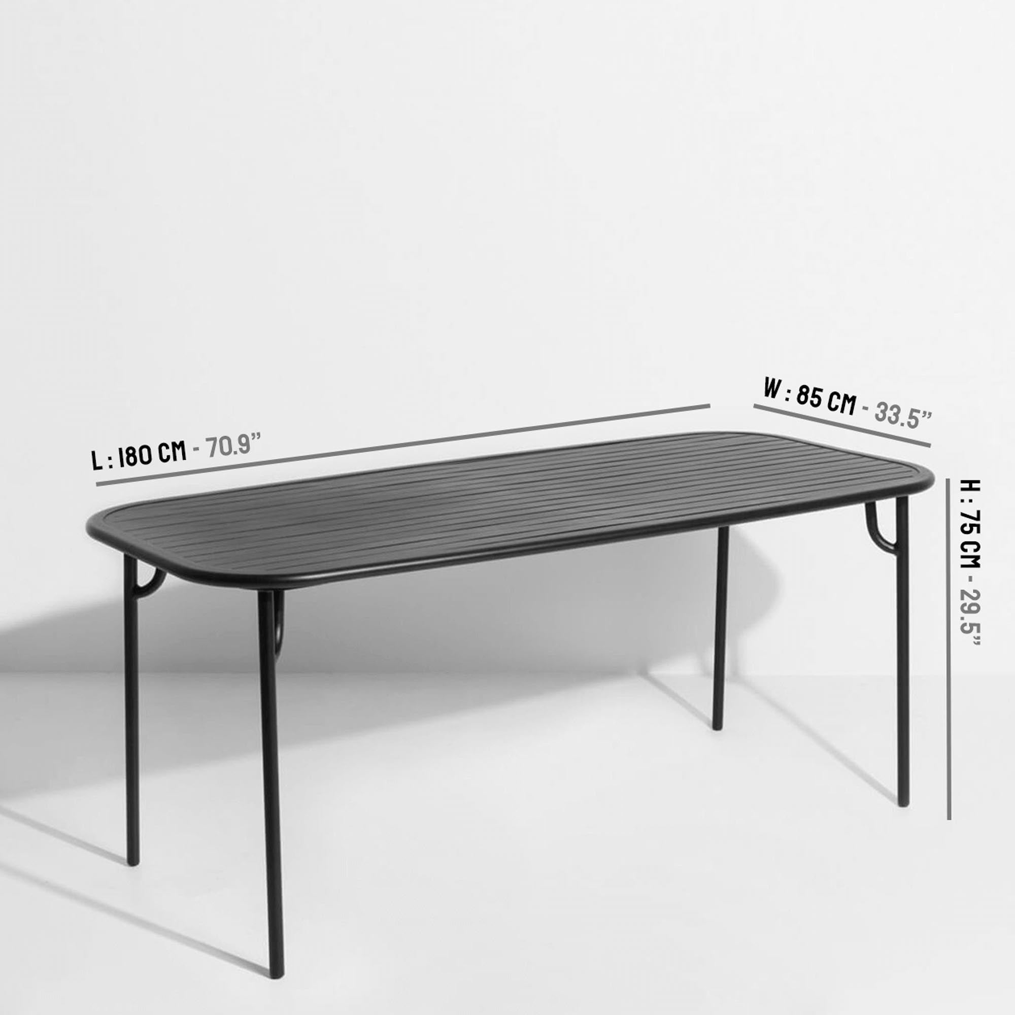 Eleganter Week-End Tisch Medium von Petite Friture – ideal für entspannte Stunden im Freien und stilvolle Gartenmöbel.