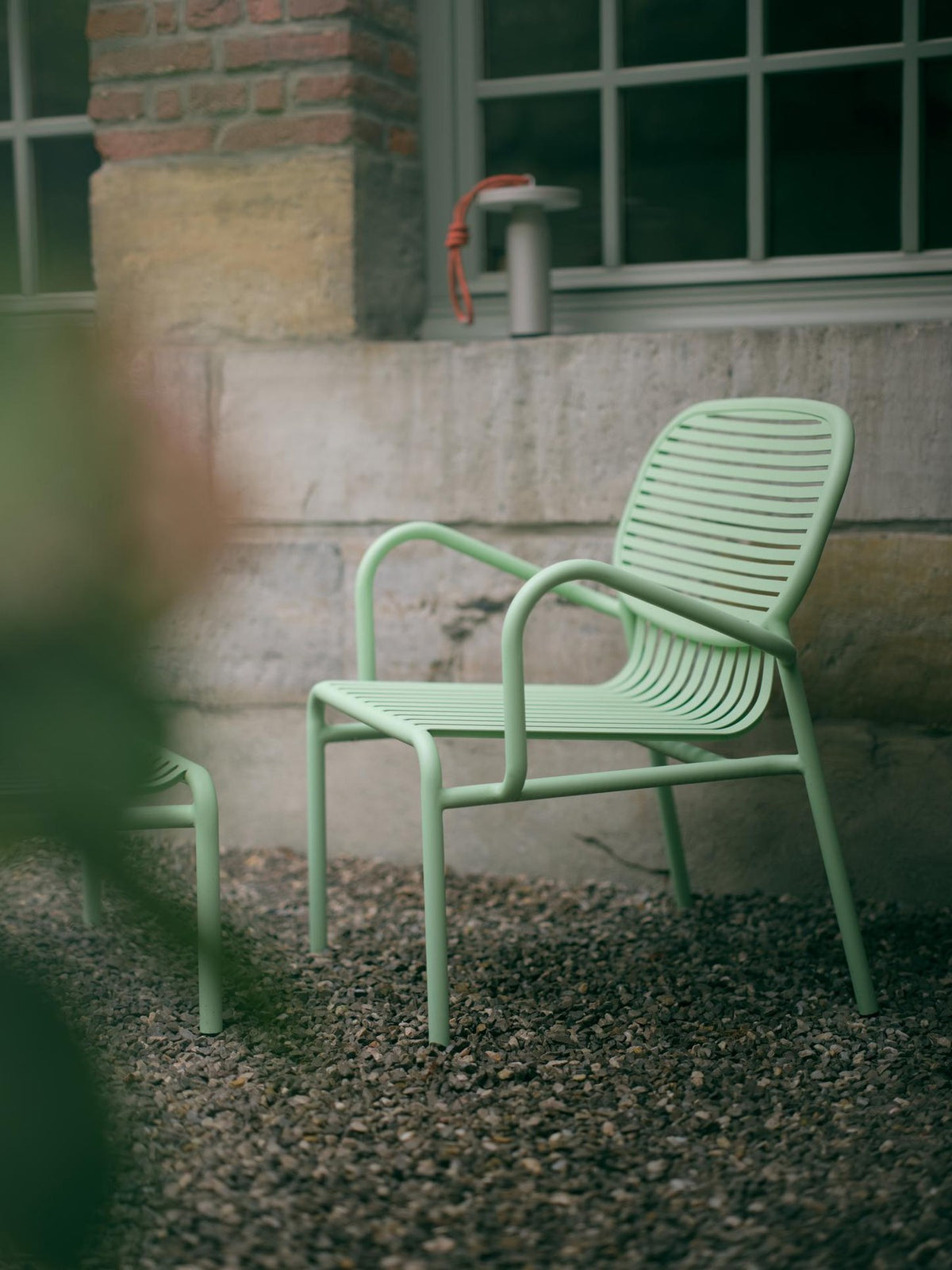 Week-End Tisch Medium in Blush präsentiert im Onlineshop von KAQTU Design AG. Gartentisch ist von Petite Friture