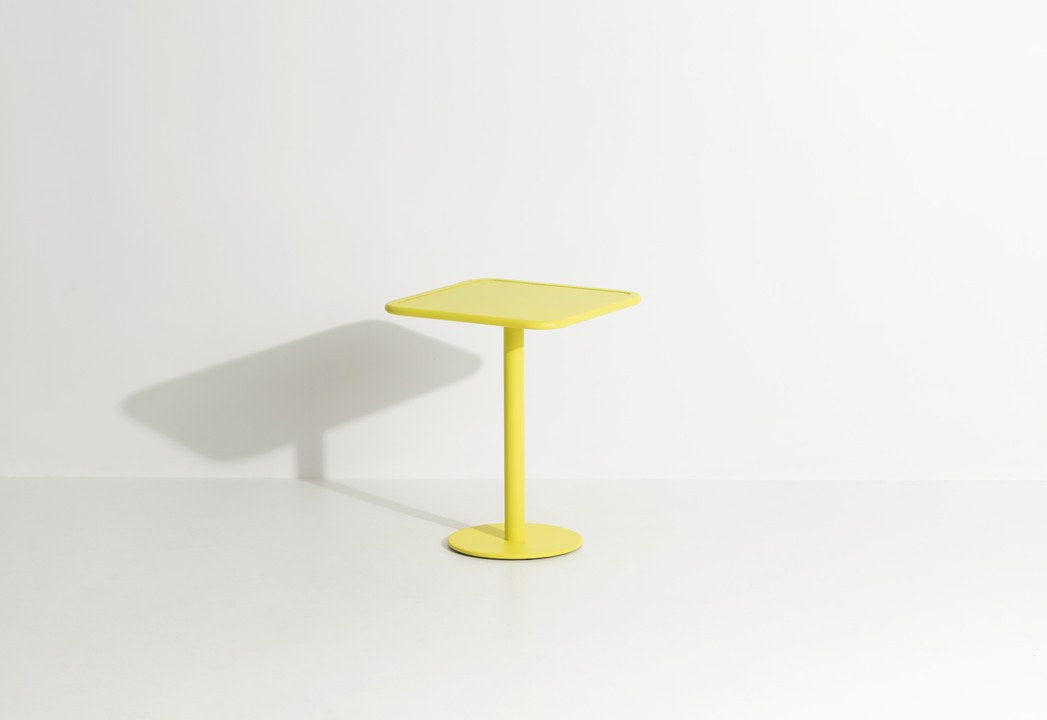 Week-End Dining Table in Yellow präsentiert im Onlineshop von KAQTU Design AG. Gartentisch ist von Petite Friture