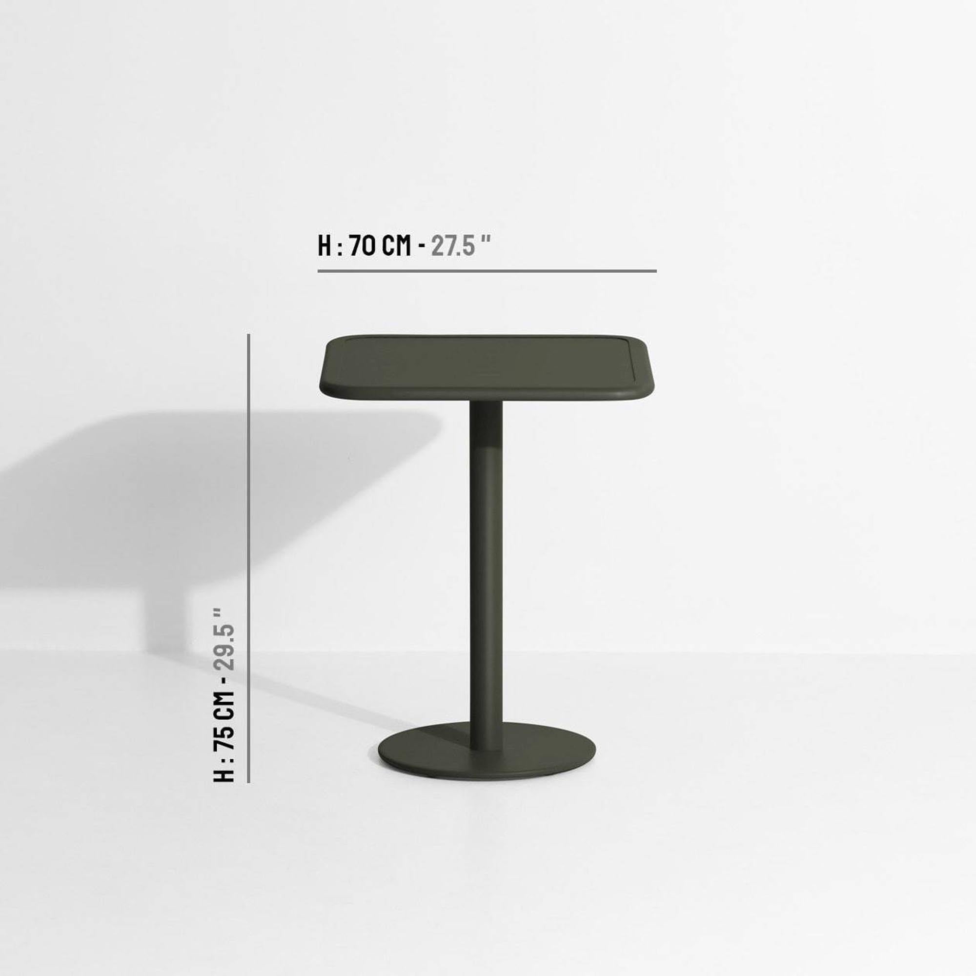 Week-End Esstisch: Modernes Design für Ihren Außenbereich.