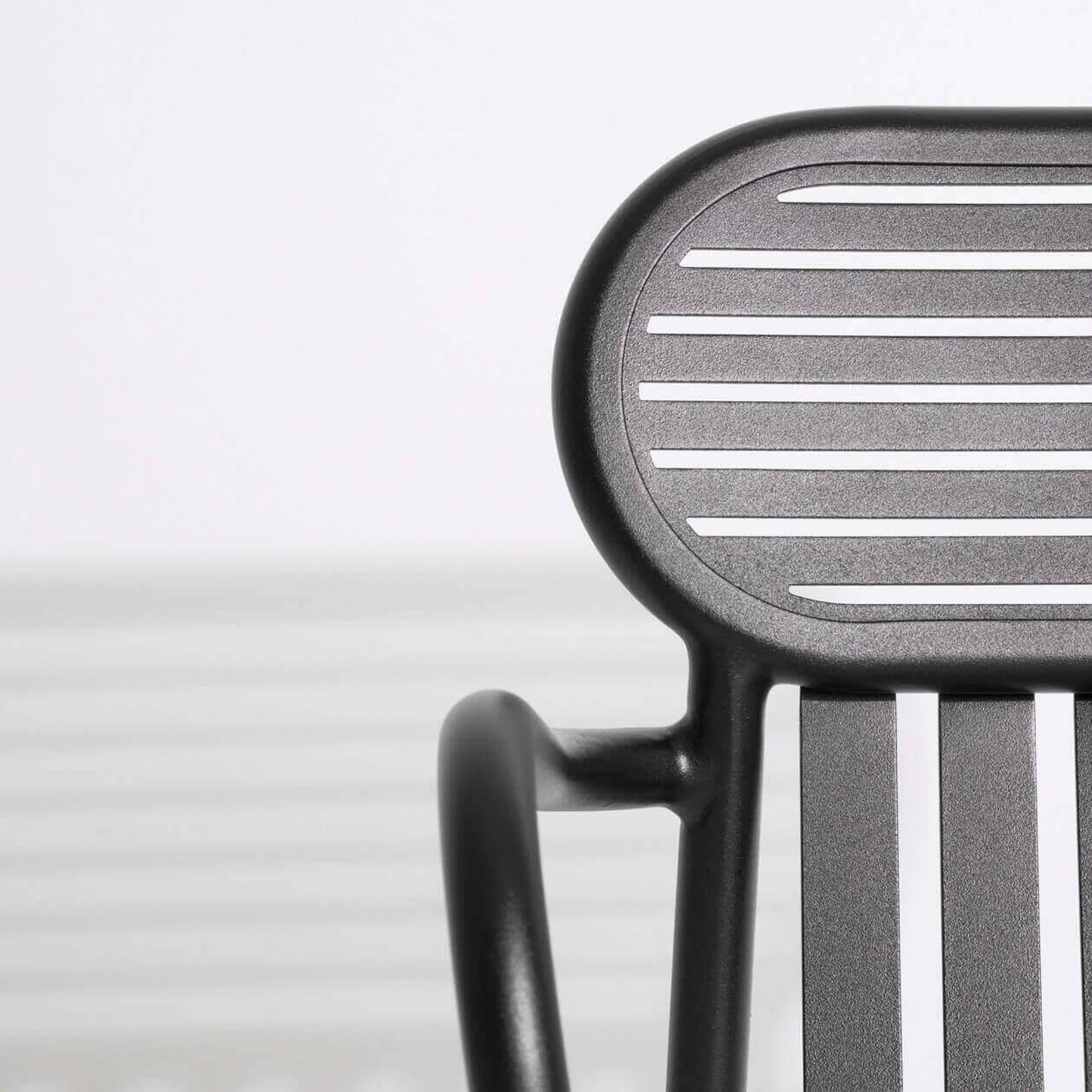 Week-End Gartenstuhl: Komfort & Design für entspannte Stunden.
