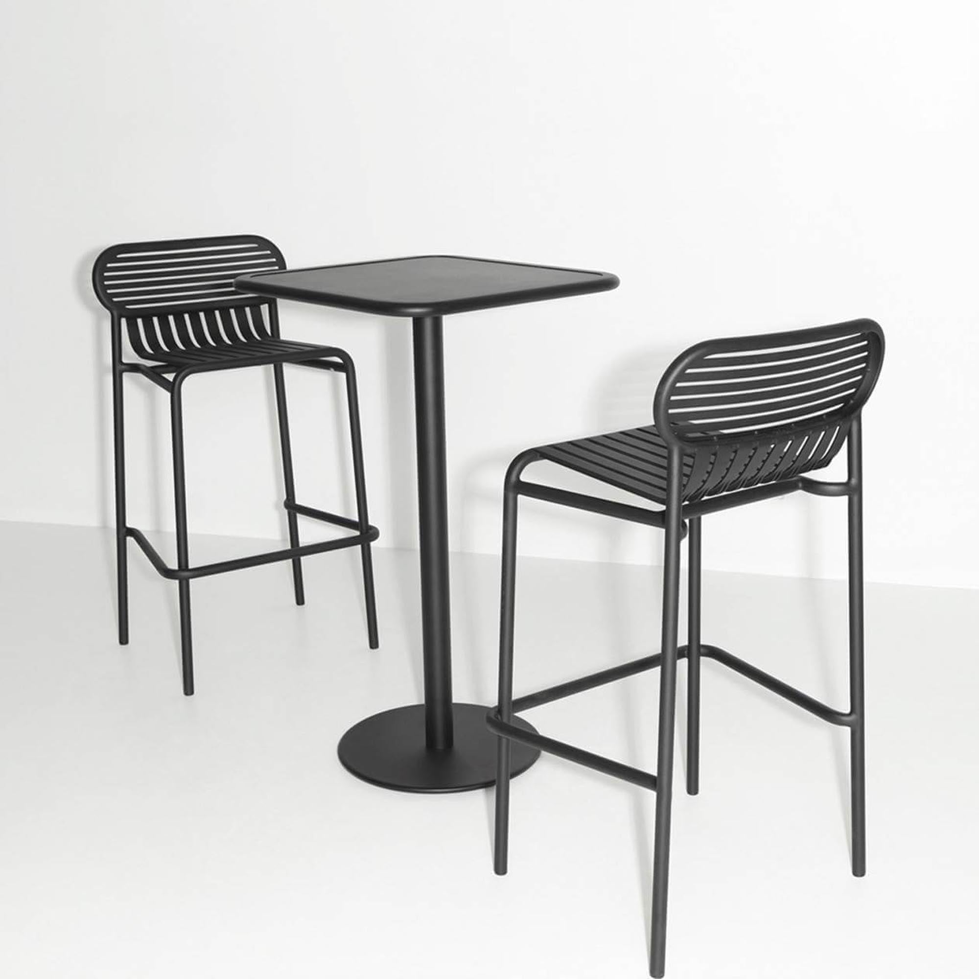Eleganter Week-End Barhocker von Petite Friture für Outdoor-Genuss.