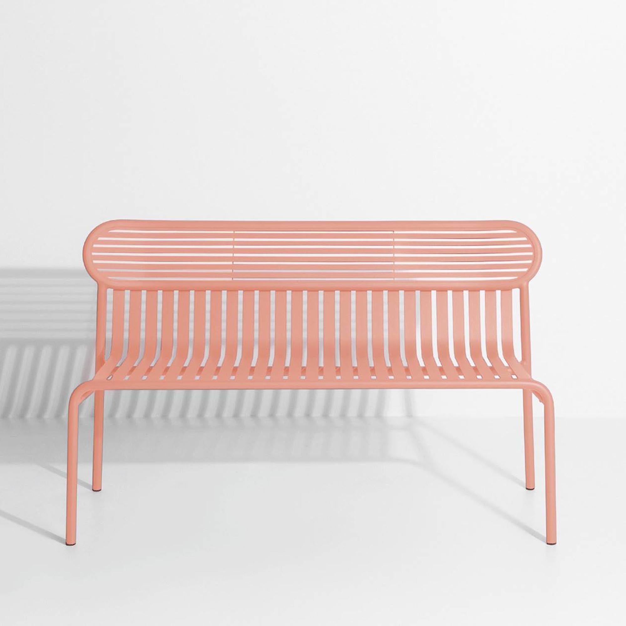 Elegante Gartenbank aus Aluminium, UV-beständig, in 9 Farben, mit optionalen Sitzkissen für extra Komfort.