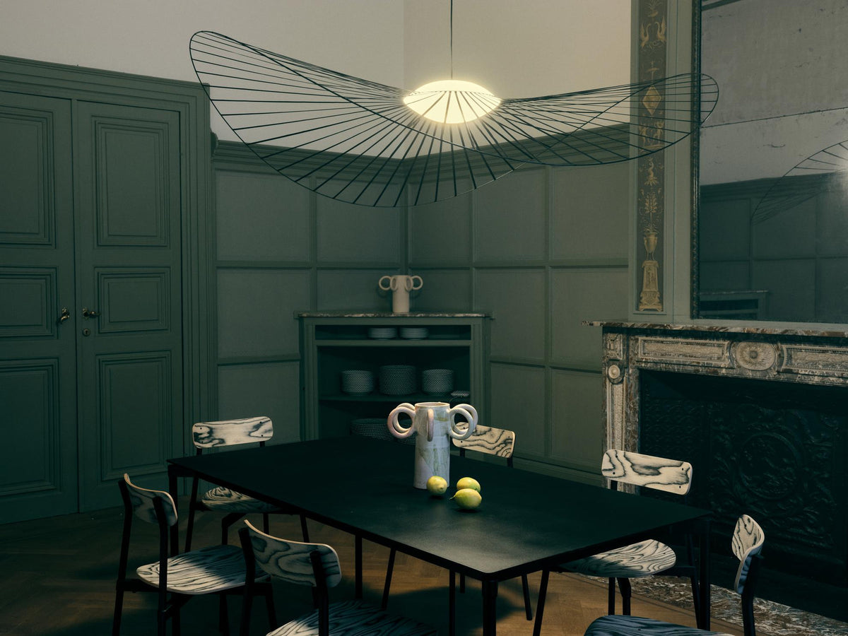 Vertigo Pendelleuchte in Cobalt präsentiert im Onlineshop von KAQTU Design AG. Pendelleuchte ist von Petite Friture