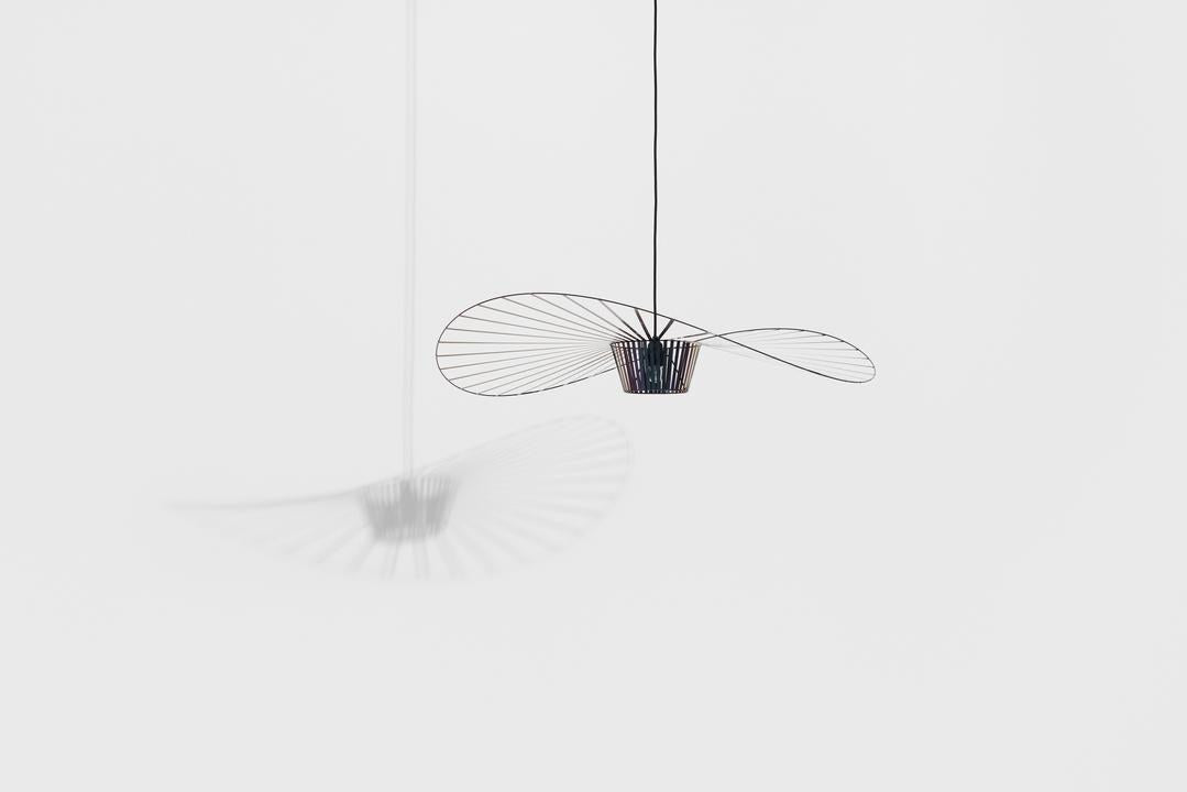 Vertigo Pendelleuchte in Beetle präsentiert im Onlineshop von KAQTU Design AG. Pendelleuchte ist von Petite Friture