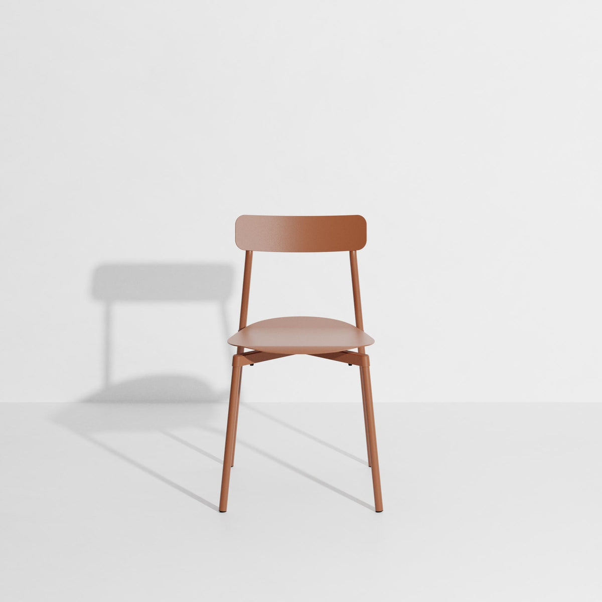 Fromme Stuhl in Terracotta präsentiert im Onlineshop von KAQTU Design AG. Gartenstuhl ist von Petite Friture