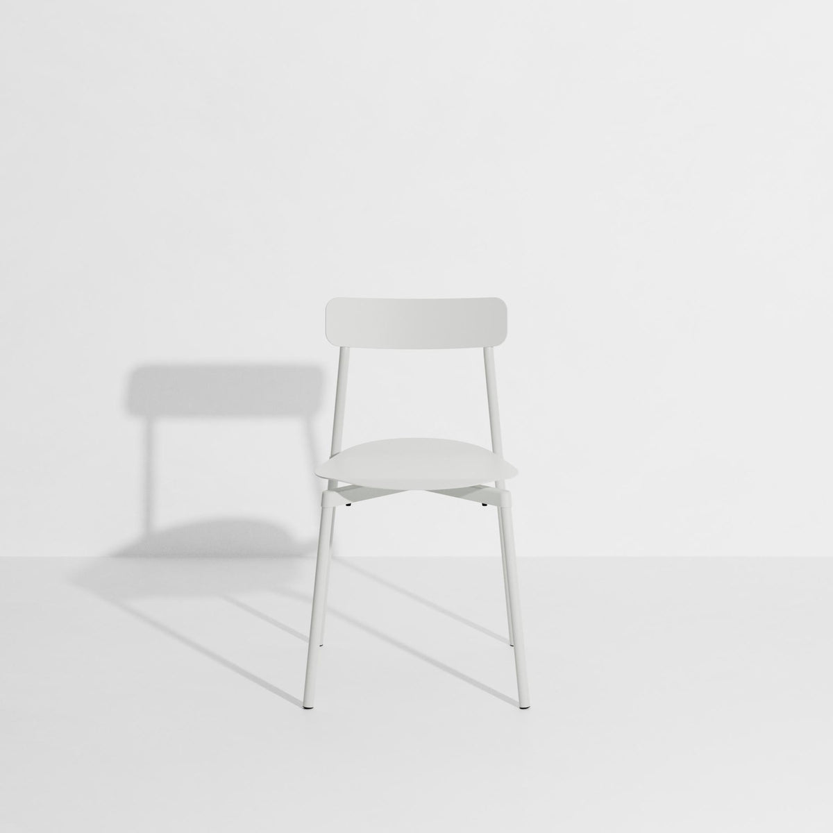 Fromme Stuhl in Pearl Grey präsentiert im Onlineshop von KAQTU Design AG. Gartenstuhl ist von Petite Friture