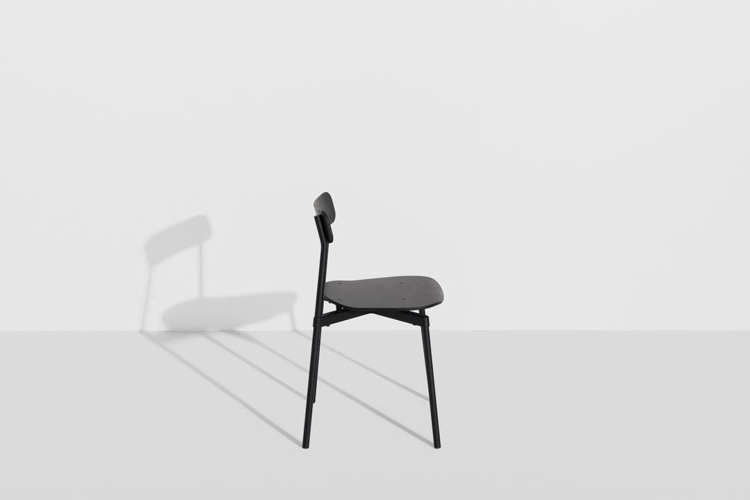 Fromme Wood Stuhl in Black präsentiert im Onlineshop von KAQTU Design AG. Gartenstuhl ist von Petite Friture