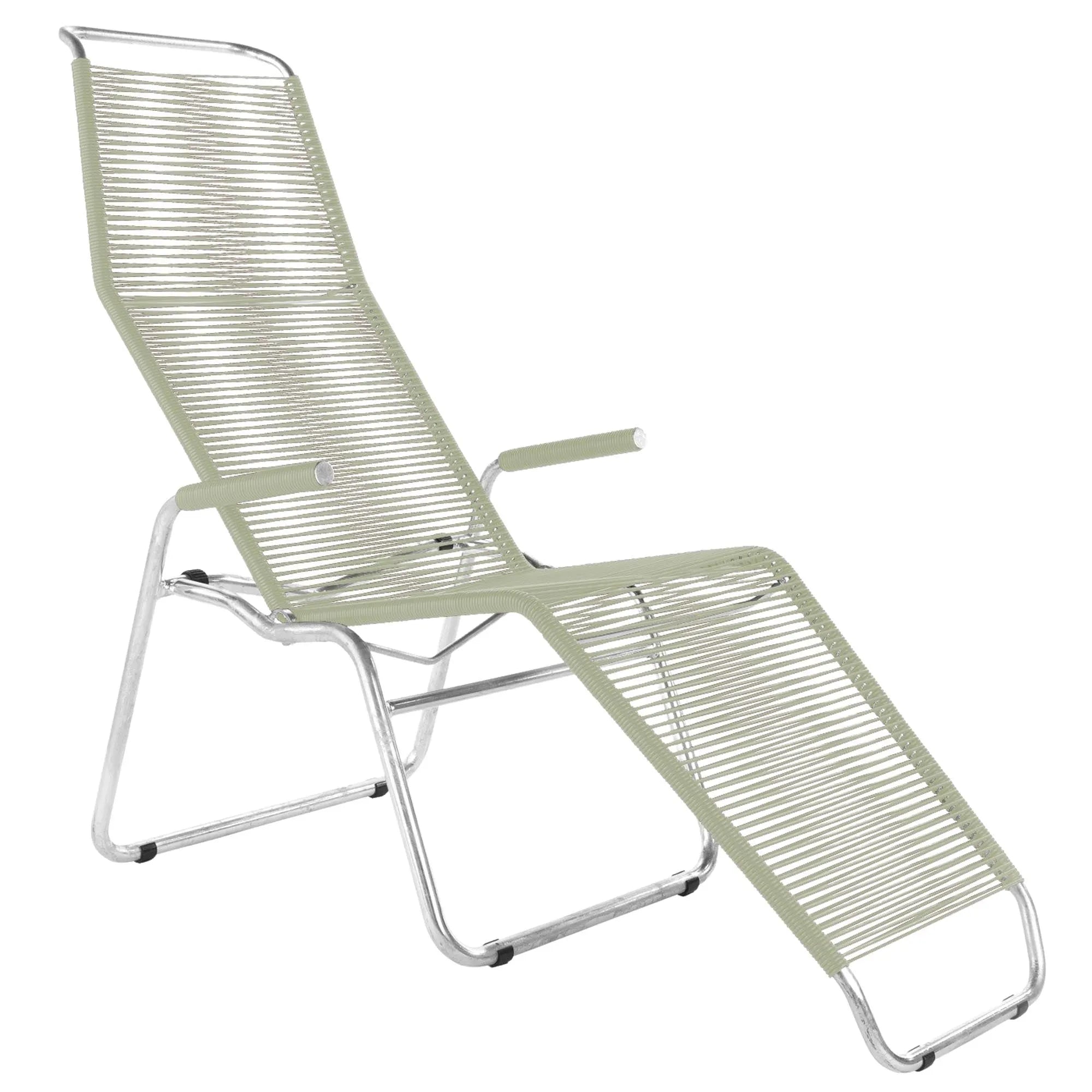 Liege Brissago Spaghetti in Pastellgrün / Feuerverzinkt präsentiert im Onlineshop von KAQTU Design AG. Liegestuhl ist von Schaffner