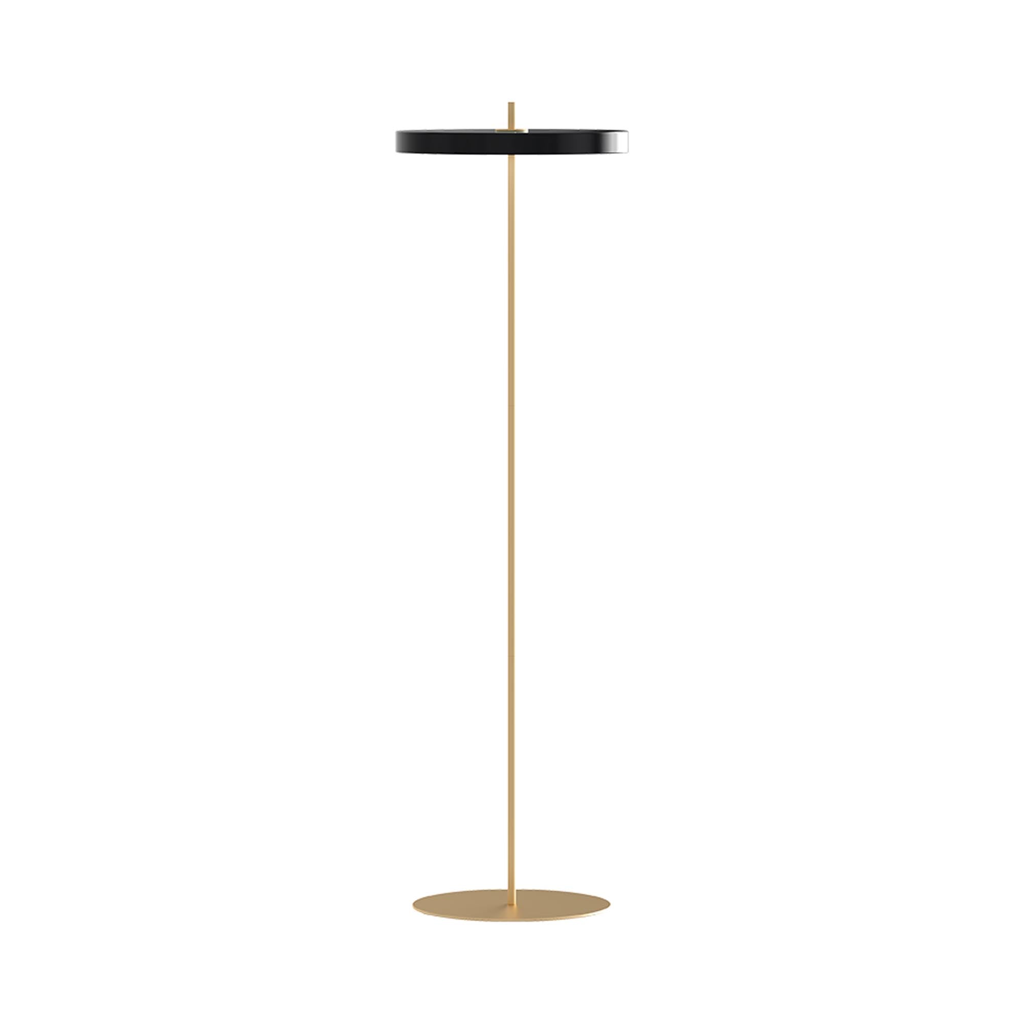 Asteria Stehleuchte von Umage: Stilvolle LED-Lampe für ein zeitgemäßes Wohngefühl und harmonische Lichtakzente.