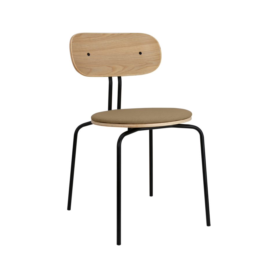 Curious Stuhl gepolstert in Sugar Brown präsentiert im Onlineshop von KAQTU Design AG. Stuhl ist von Umage