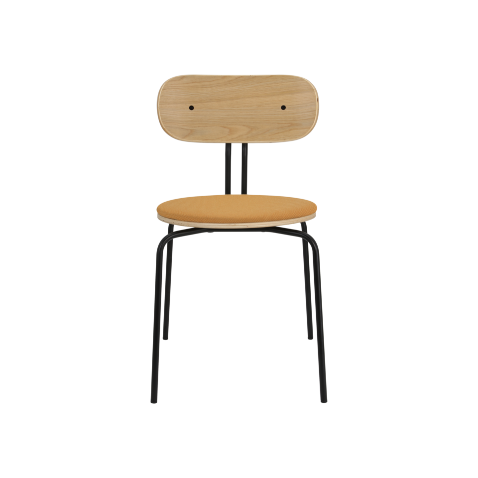 Curious Stuhl gepolstert in Tangerine präsentiert im Onlineshop von KAQTU Design AG. Stuhl ist von Umage