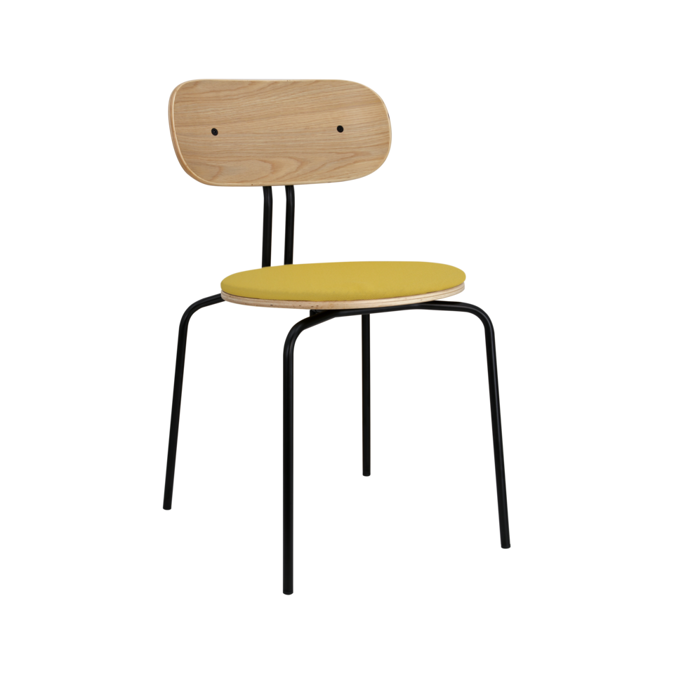 Curious Stuhl gepolstert in Curry Sun präsentiert im Onlineshop von KAQTU Design AG. Stuhl ist von Umage