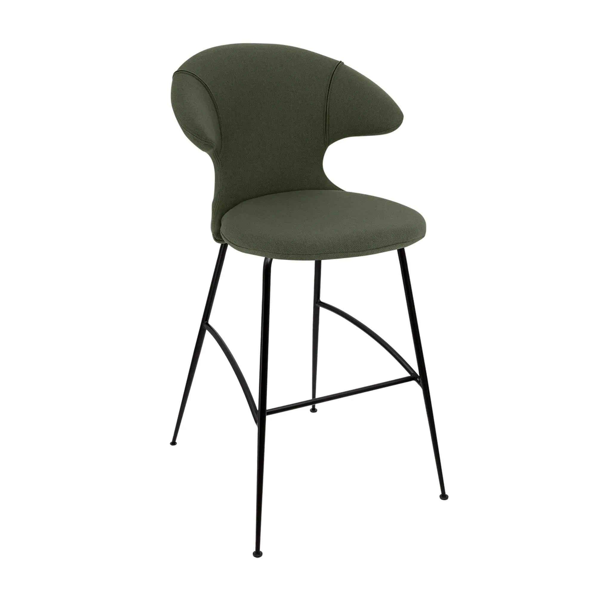 Umage Barstuhl: Komfort und Stil in skandinavischem Design.