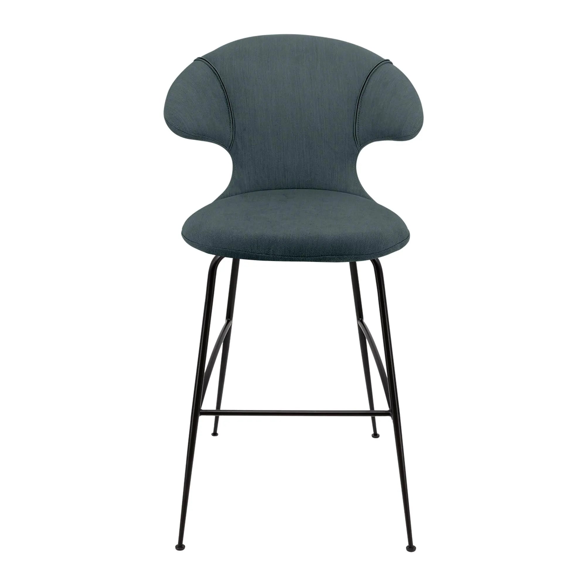 Umage Barstuhl: Komfort und Stil in skandinavischem Design.