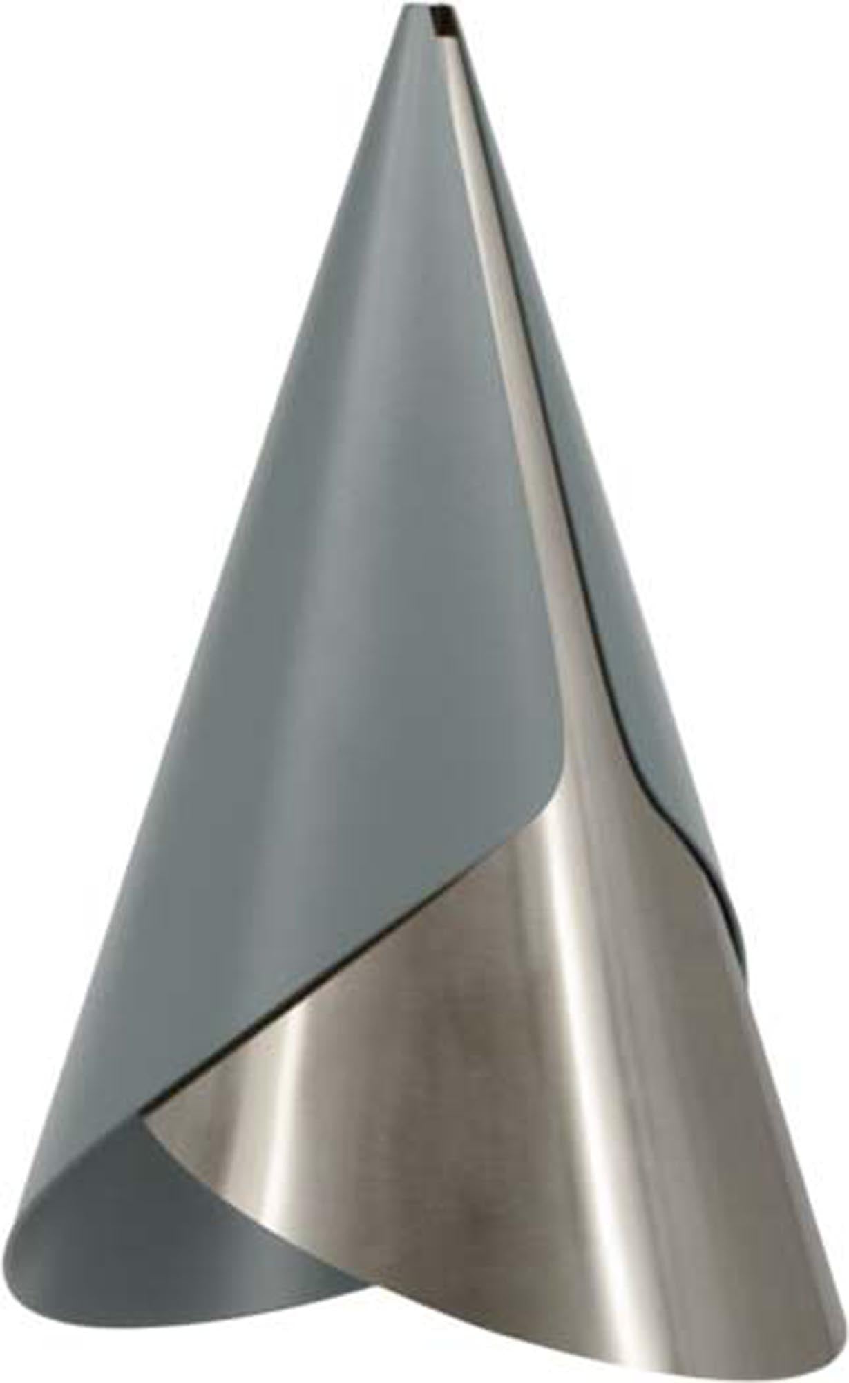 Cornet Lampenschirm: Innovatives Design in 16 eleganten Farben.