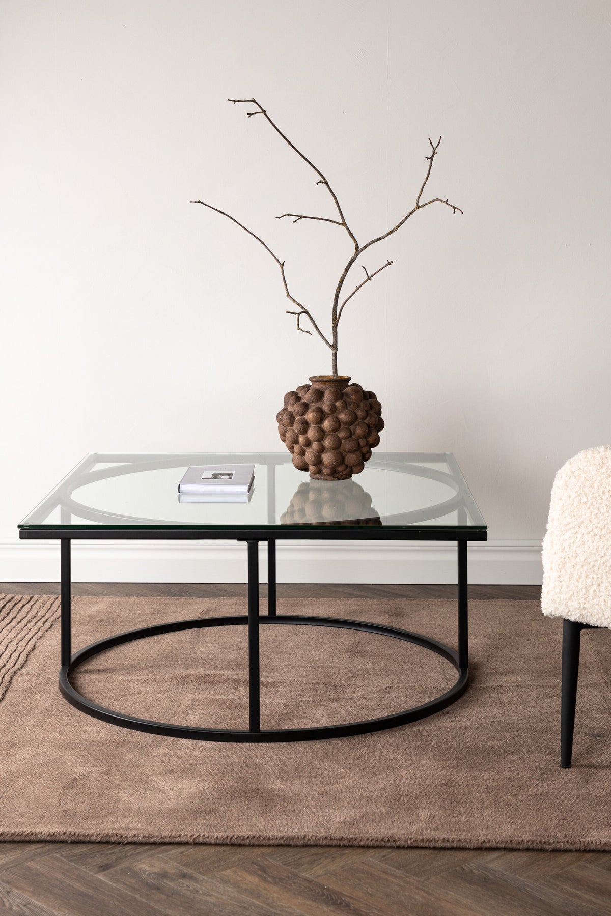Skanör Beistelltisch in Schwarz präsentiert im Onlineshop von KAQTU Design AG. Beistelltisch ist von Furniture Fashion