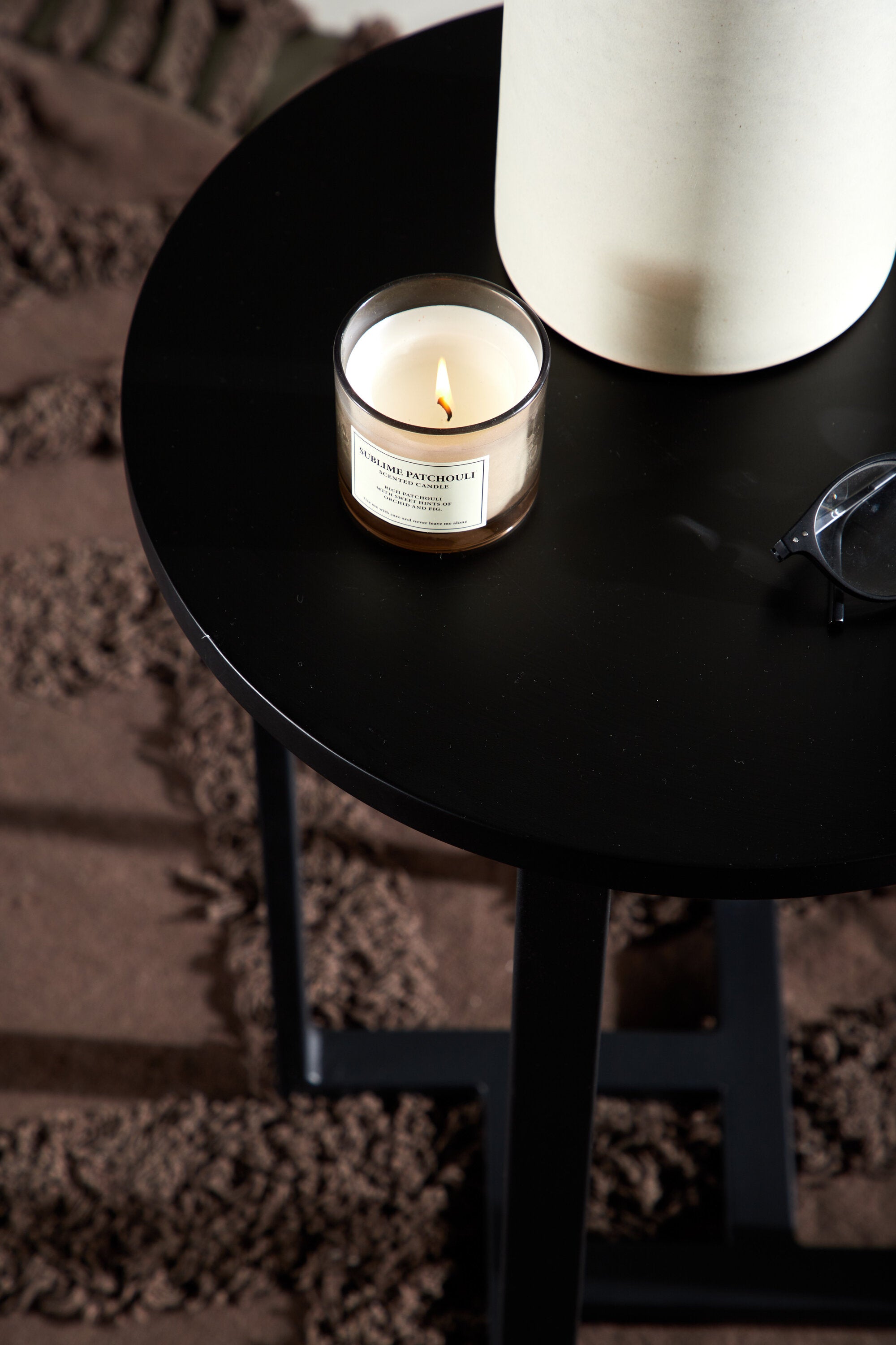 Lawton Coffee Tisch in Schwarz präsentiert im Onlineshop von KAQTU Design AG. Beistelltisch ist von Venture Home