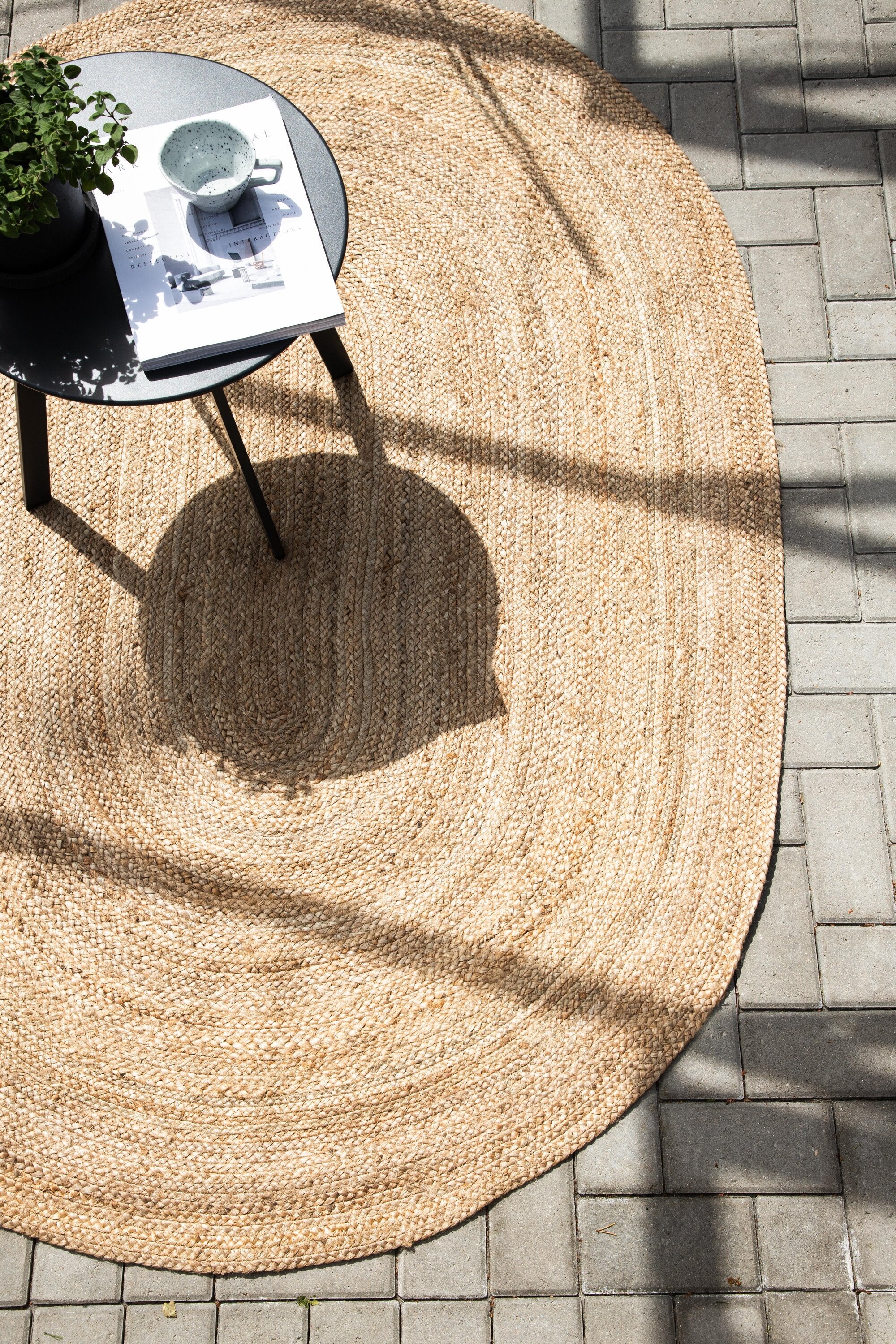 Oliver Teppich Oval in Natur präsentiert im Onlineshop von KAQTU Design AG. Teppich ist von Venture Home