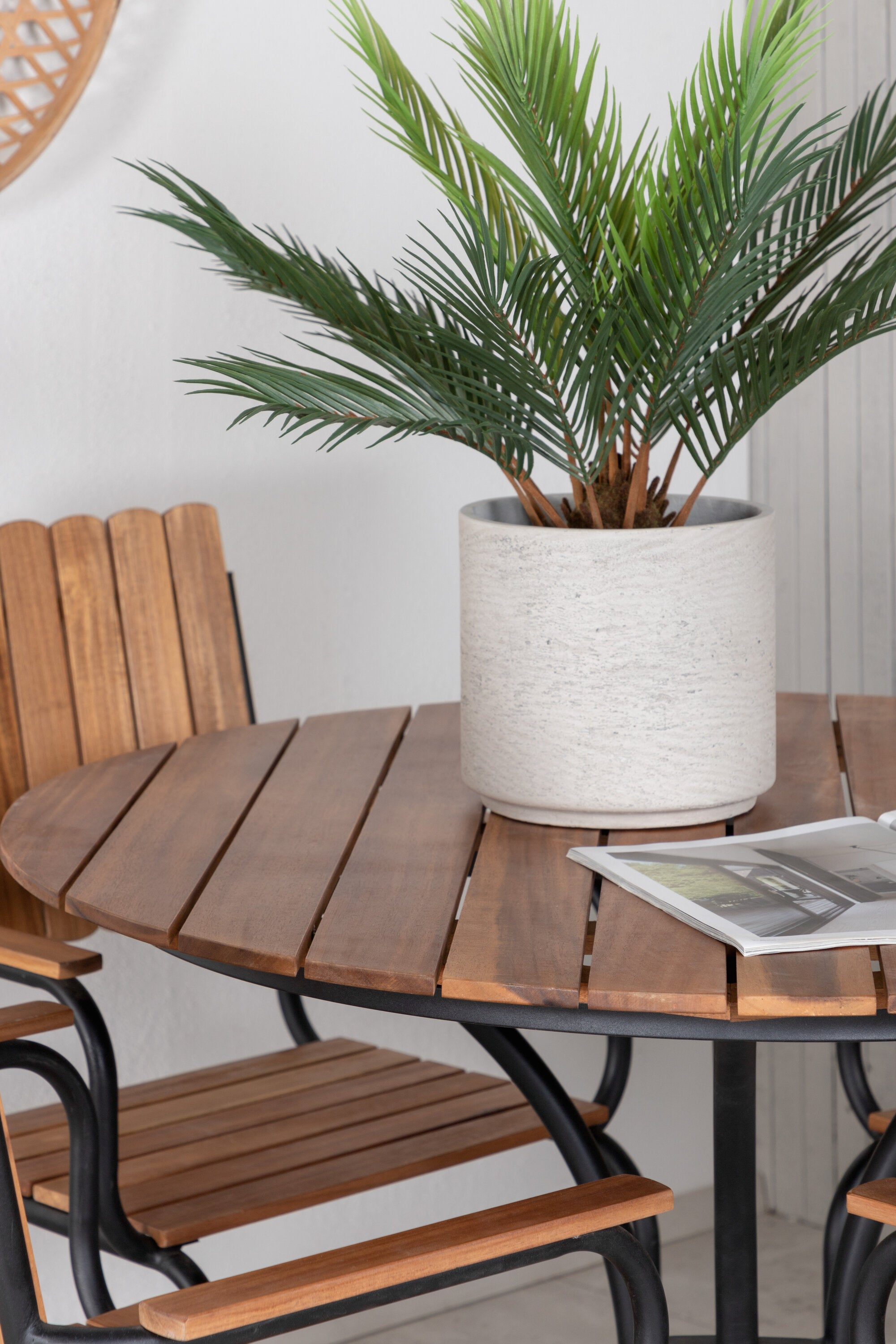 Holmsund Outdoor-Tischset ⌀103cm/4St. in Natur präsentiert im Onlineshop von KAQTU Design AG. Gartentischset ist von Venture Home