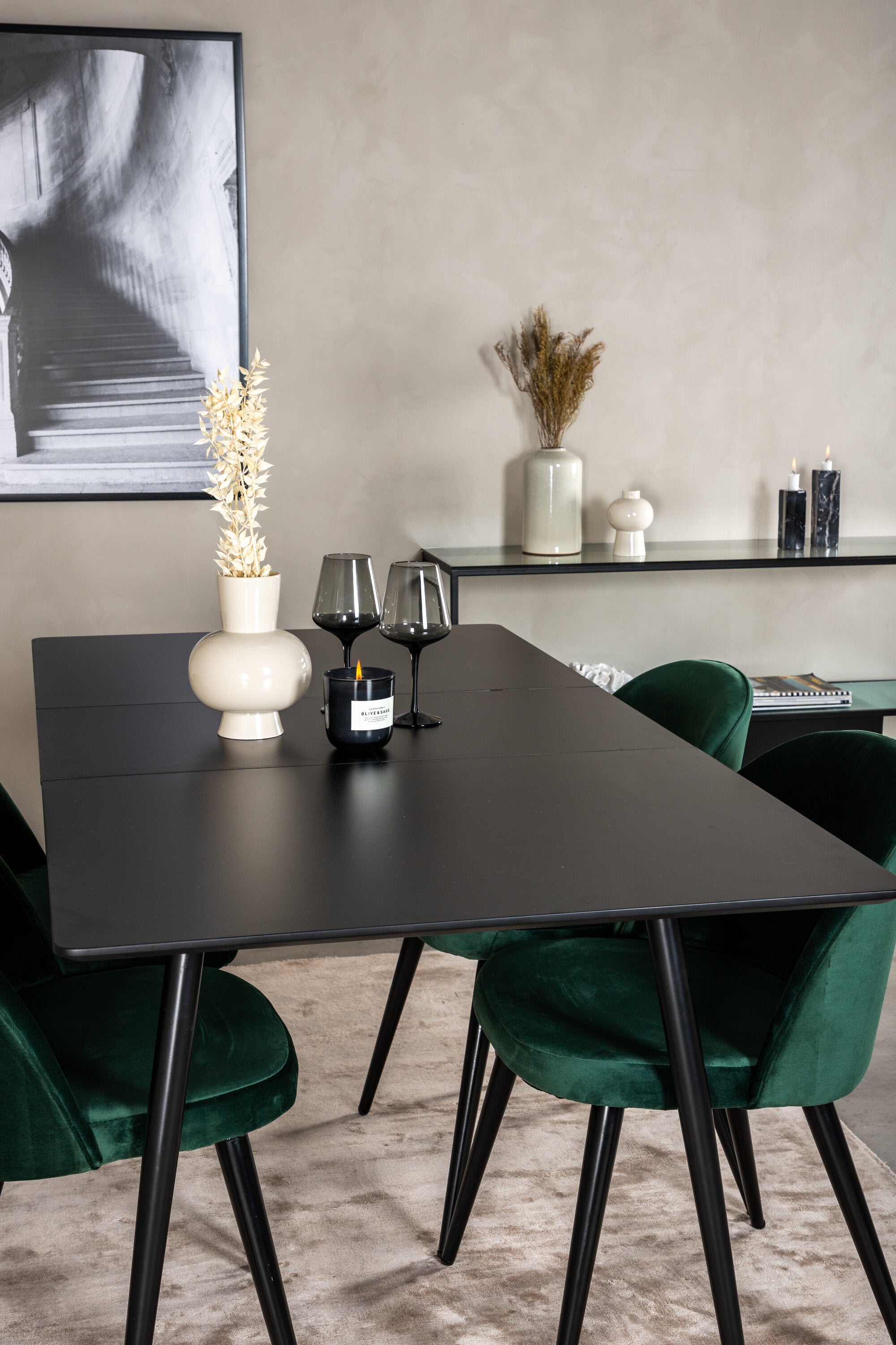 Silar Esszimmerset ausziehbar + Velvet 120cm/4St. in Schwarz / Grün präsentiert im Onlineshop von KAQTU Design AG. Esszimmerset ist von Venture Home