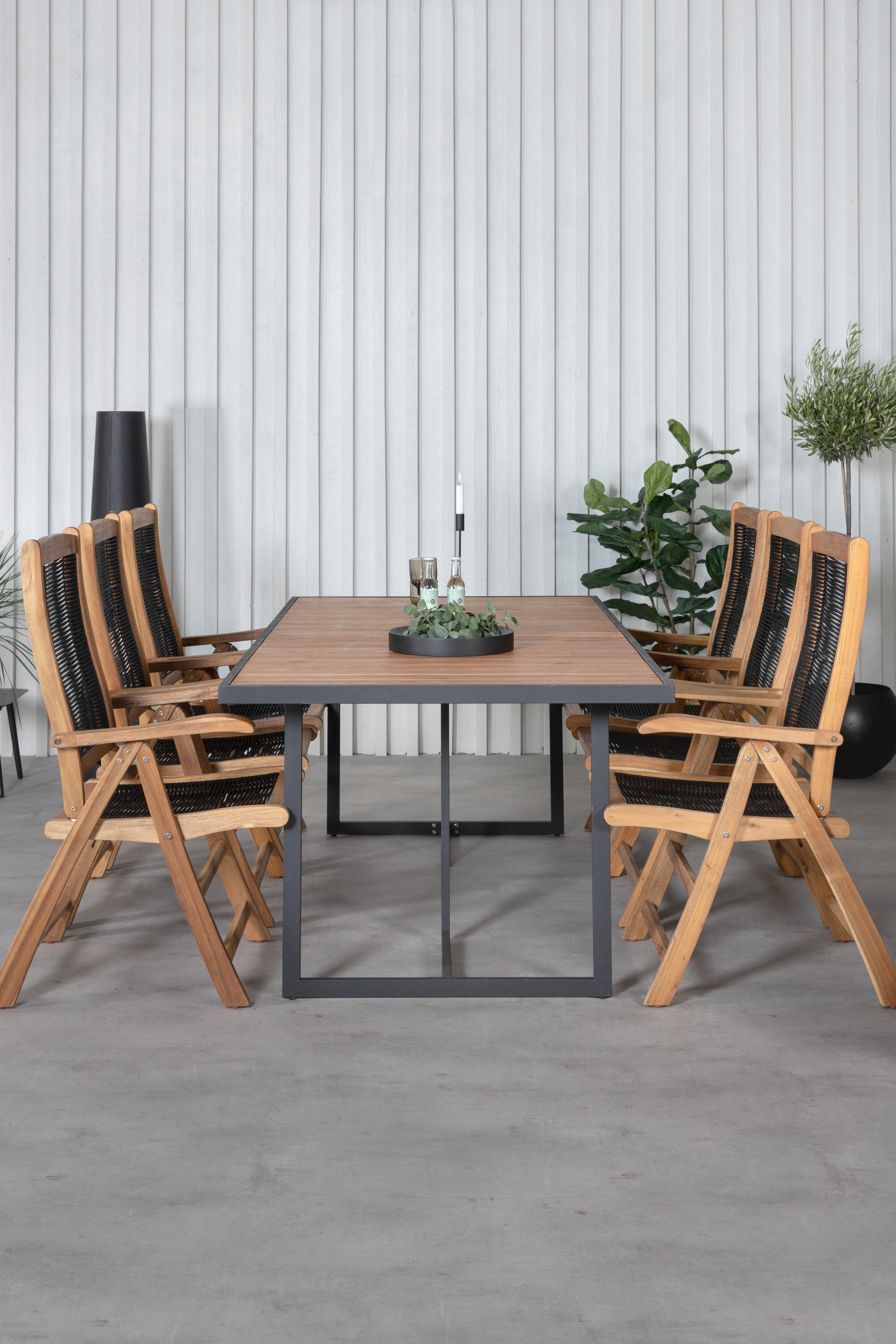 Khung Outdoor-Tischset (Peter) 200cm/6St. in Schwarz präsentiert im Onlineshop von KAQTU Design AG. Gartentischset ist von Venture Home