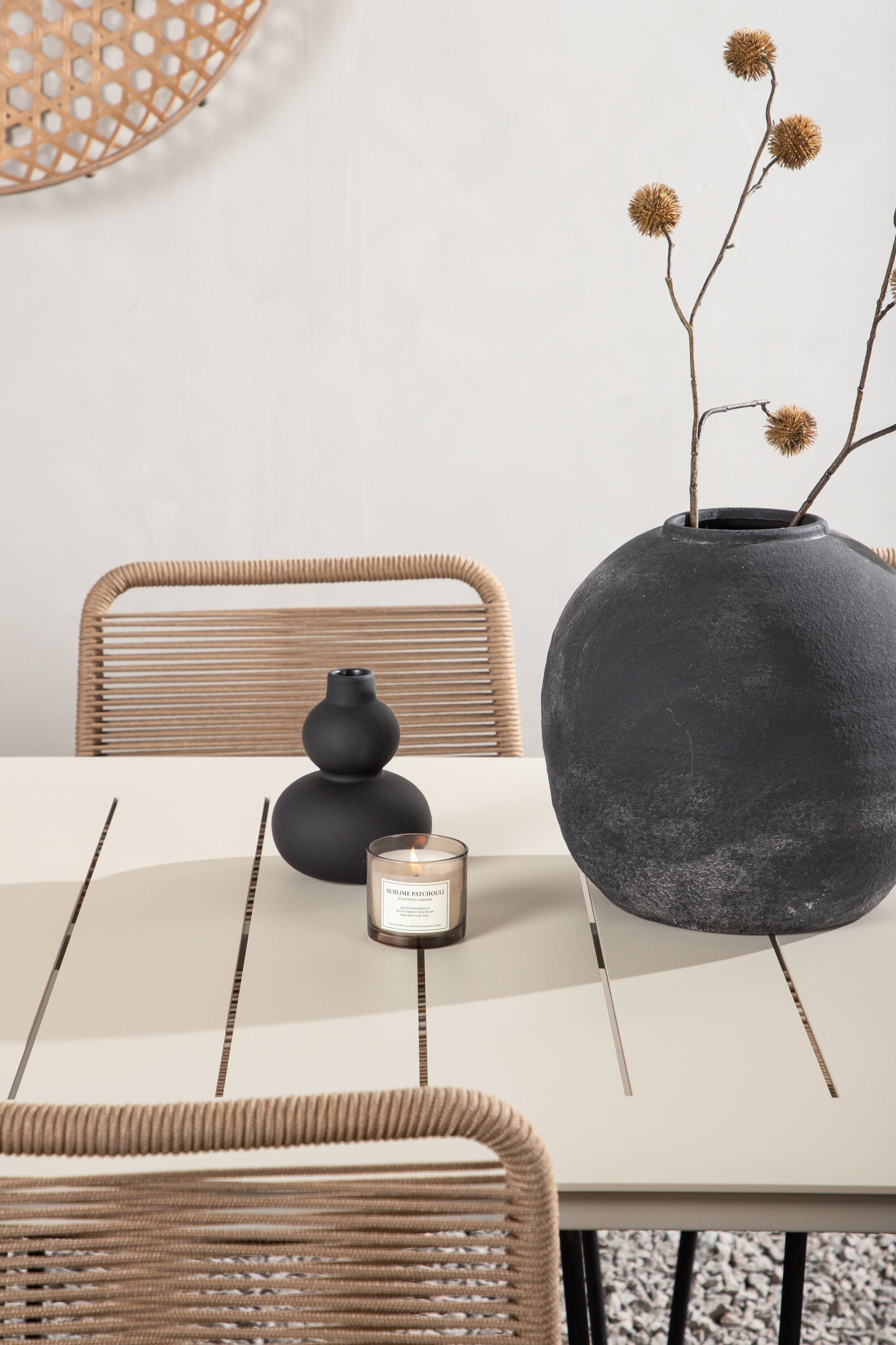 Lina Outdoor-Tischset + Lindos 200cm/6St. in Schwarz Braun präsentiert im Onlineshop von KAQTU Design AG. Gartentischset ist von Venture Home