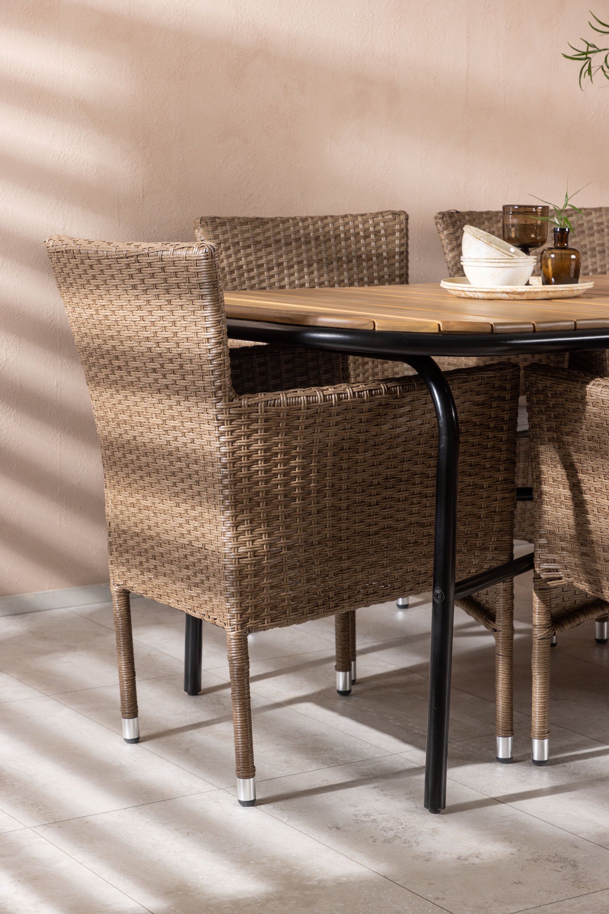 Holmbeck Outdoor-Tischset Malina 200cm/6St. in Natur präsentiert im Onlineshop von KAQTU Design AG. Gartentischset ist von Venture Home